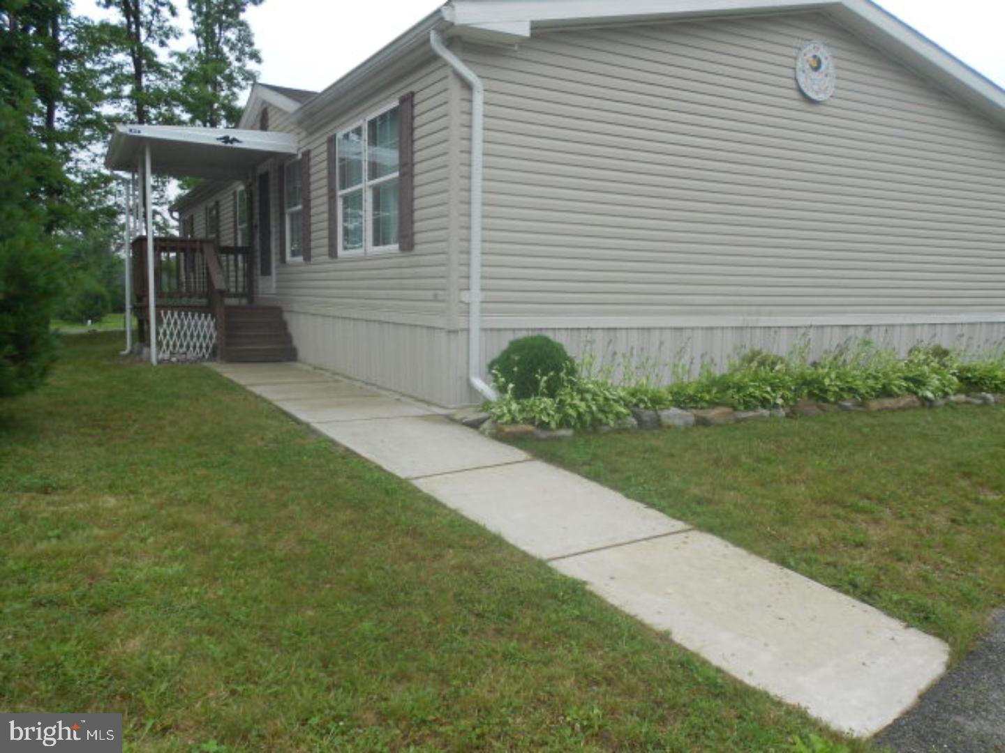 Home is located in well-maintained community.  Lot rent is $340/Month and includes water, sewer, garbage pick-up.  Buyer must be approved by community. Conventional Manufactured Home Loan  Mailing Address Continued: New Ringgold  Color: Beige  Amp: 100