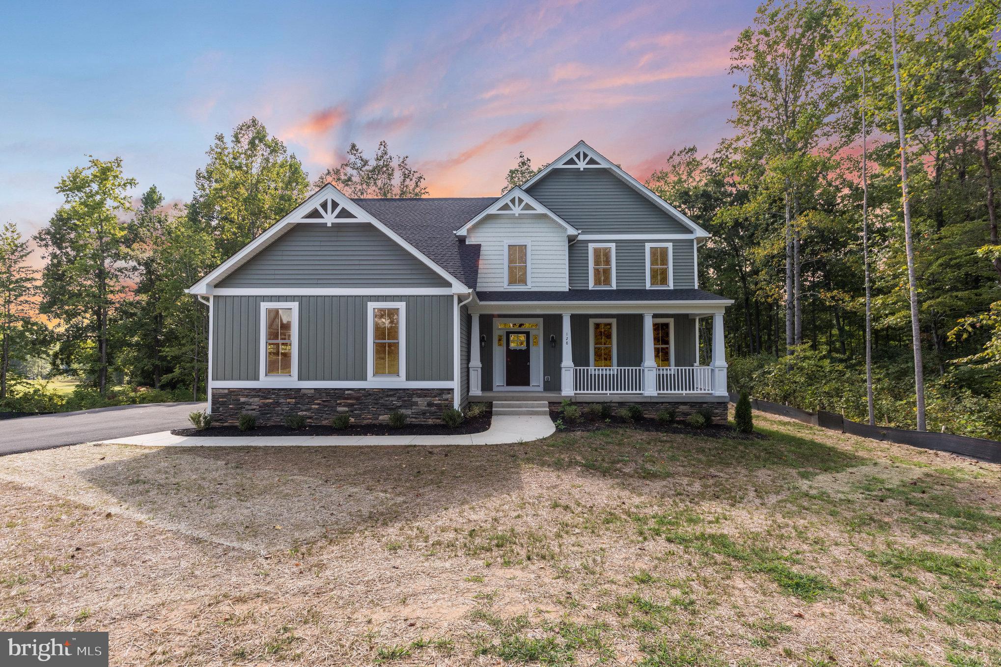 LIGHTHOUSE POINT - Residential
