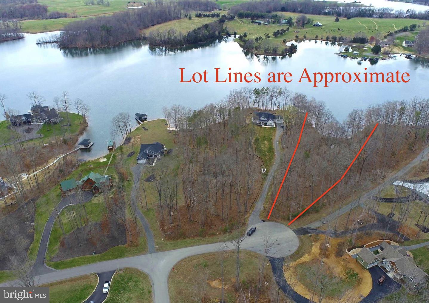 LIGHTHOUSE POINT - Residential