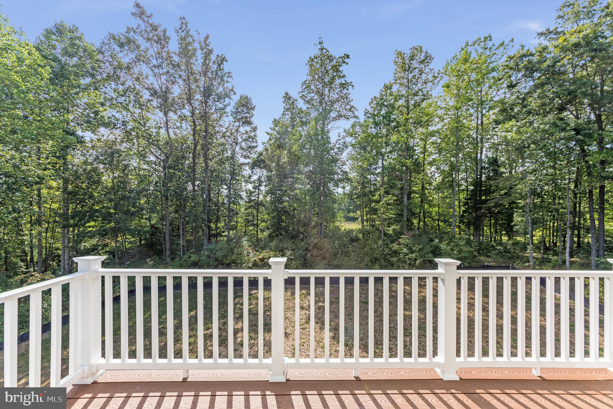 LIGHTHOUSE POINT - Residential