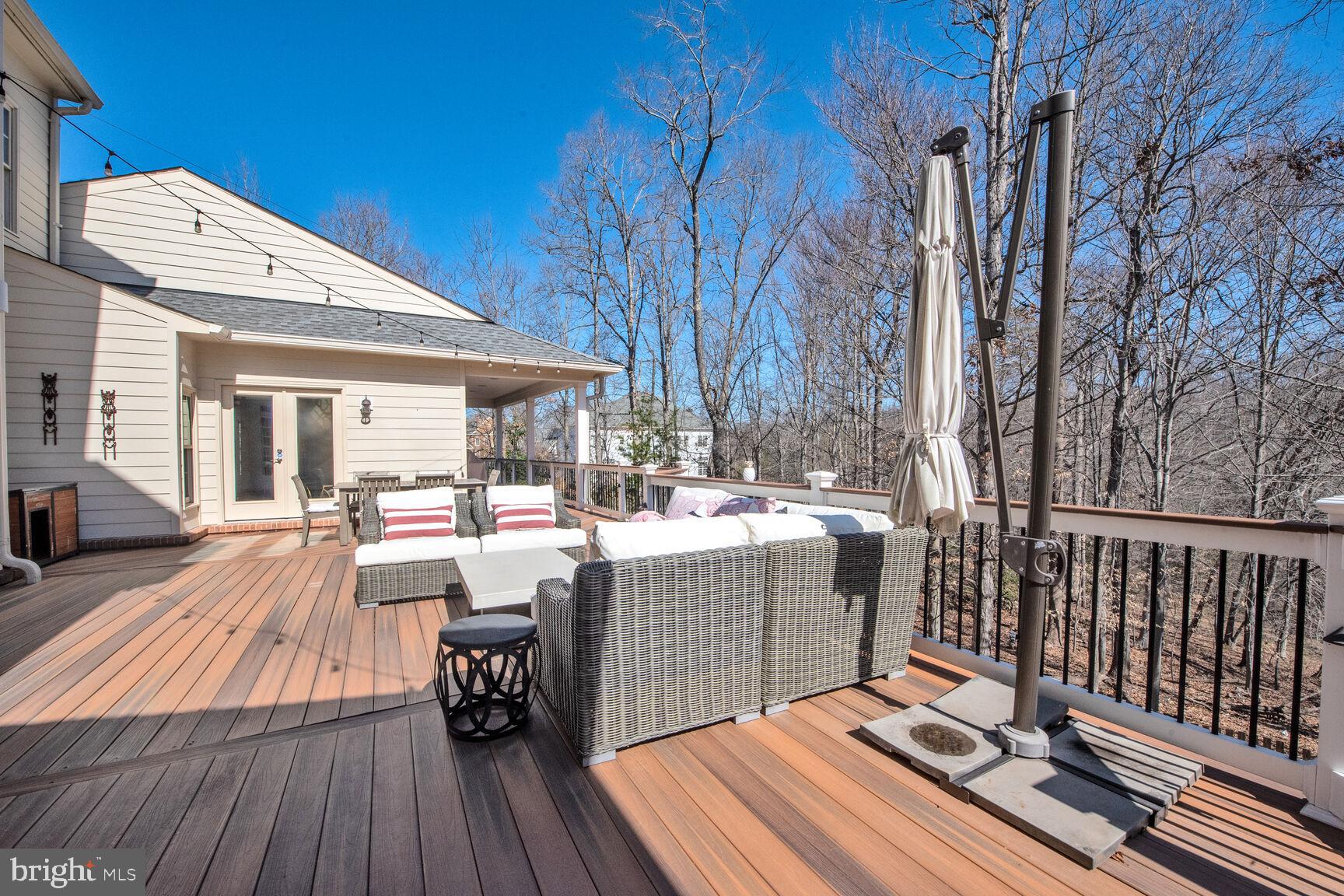 LANSDOWNE ON THE POTOMAC - Residential