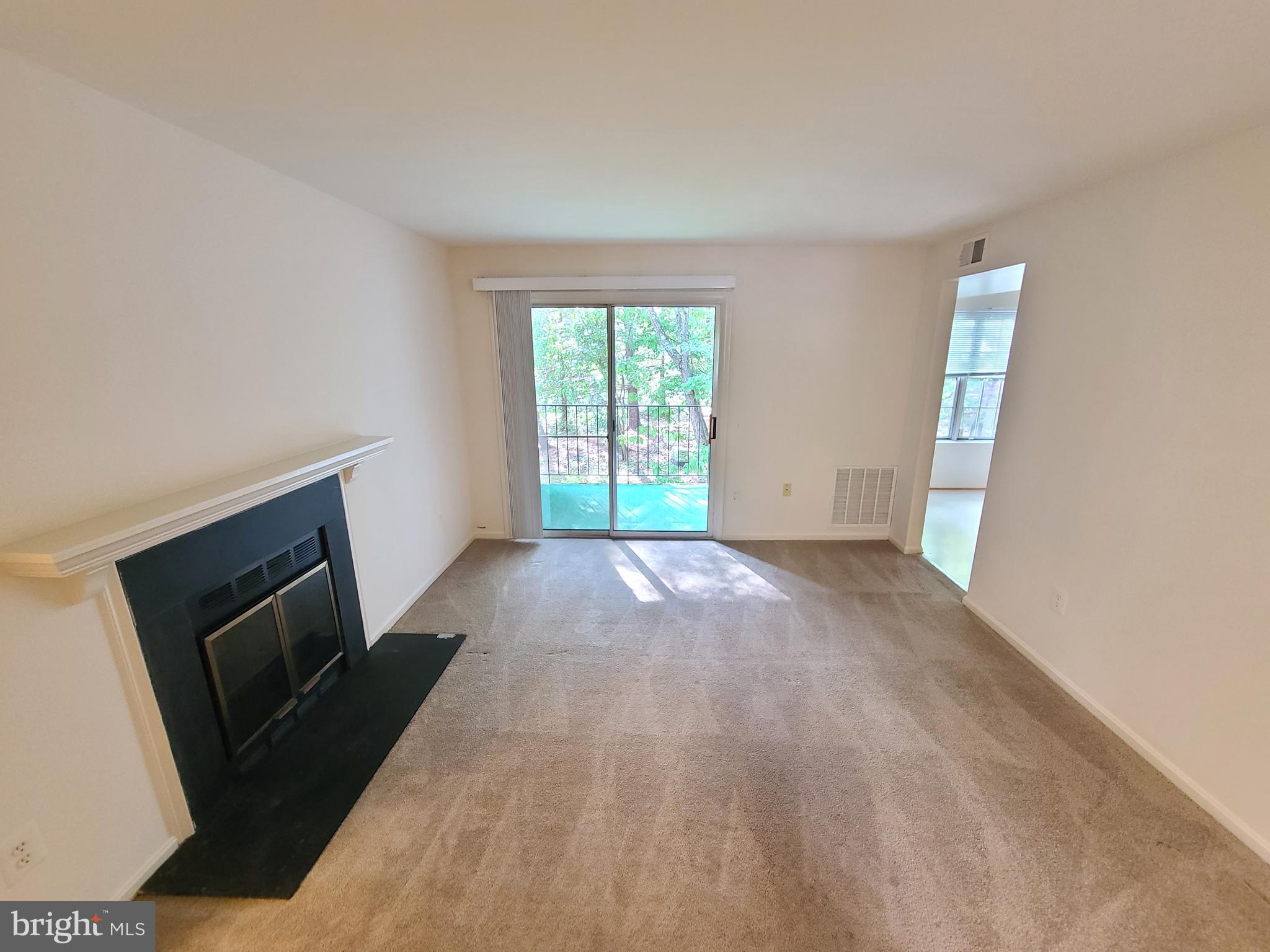 LAKEVIEW - Residential Lease