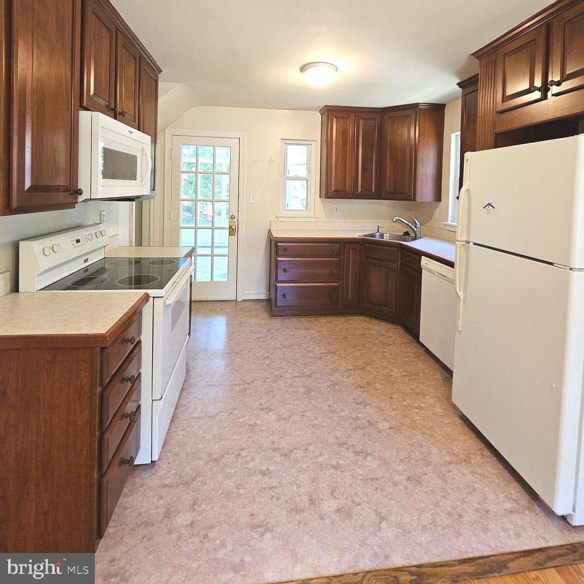 ARLINGTON HEIGHTS - Residential