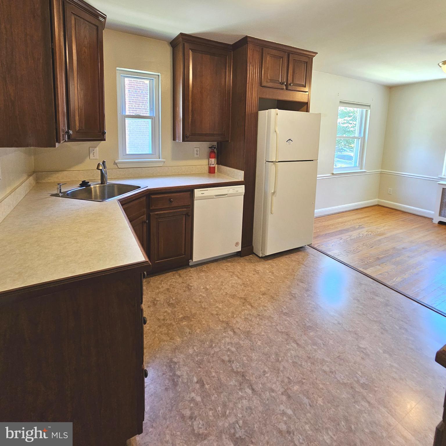 ARLINGTON HEIGHTS - Residential