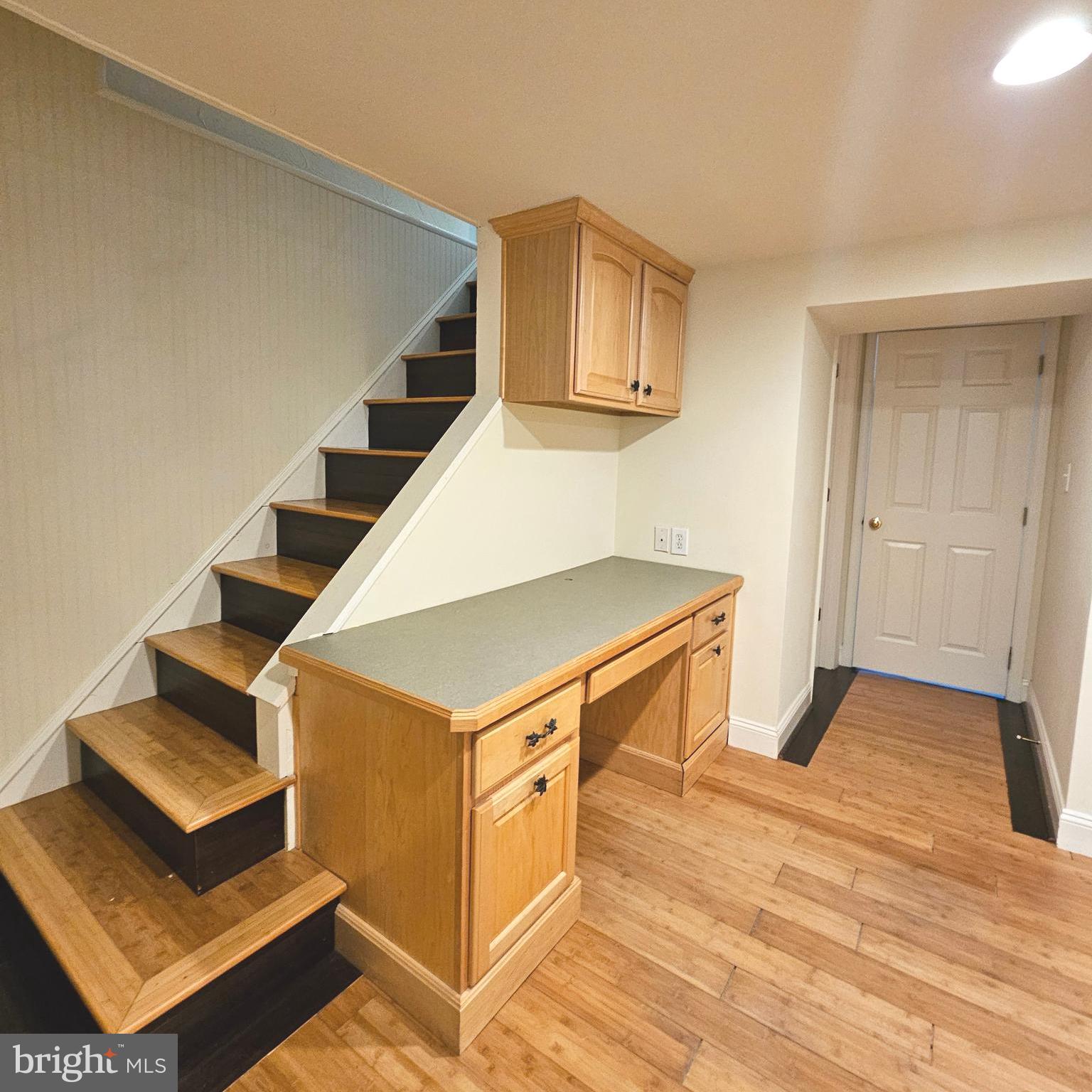 ARLINGTON HEIGHTS - Residential