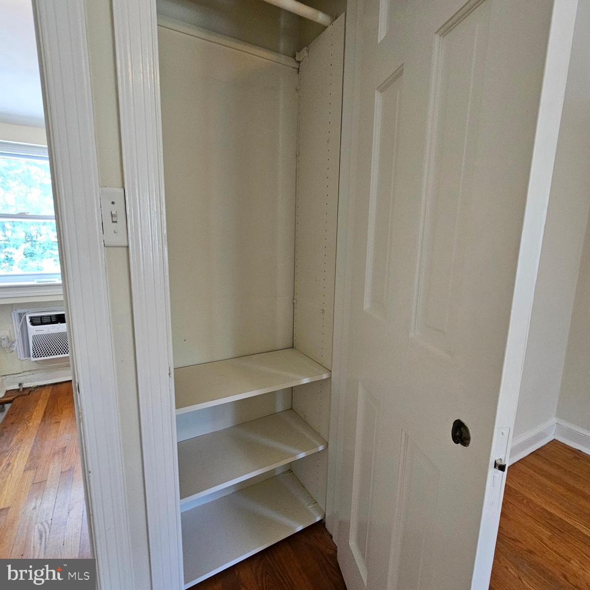 ARLINGTON HEIGHTS - Residential