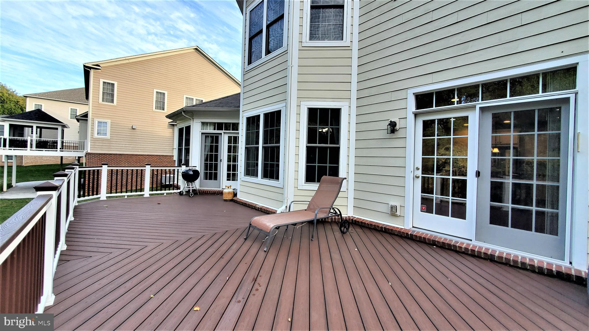 RESERVE AT STONE HILL - Residential Lease