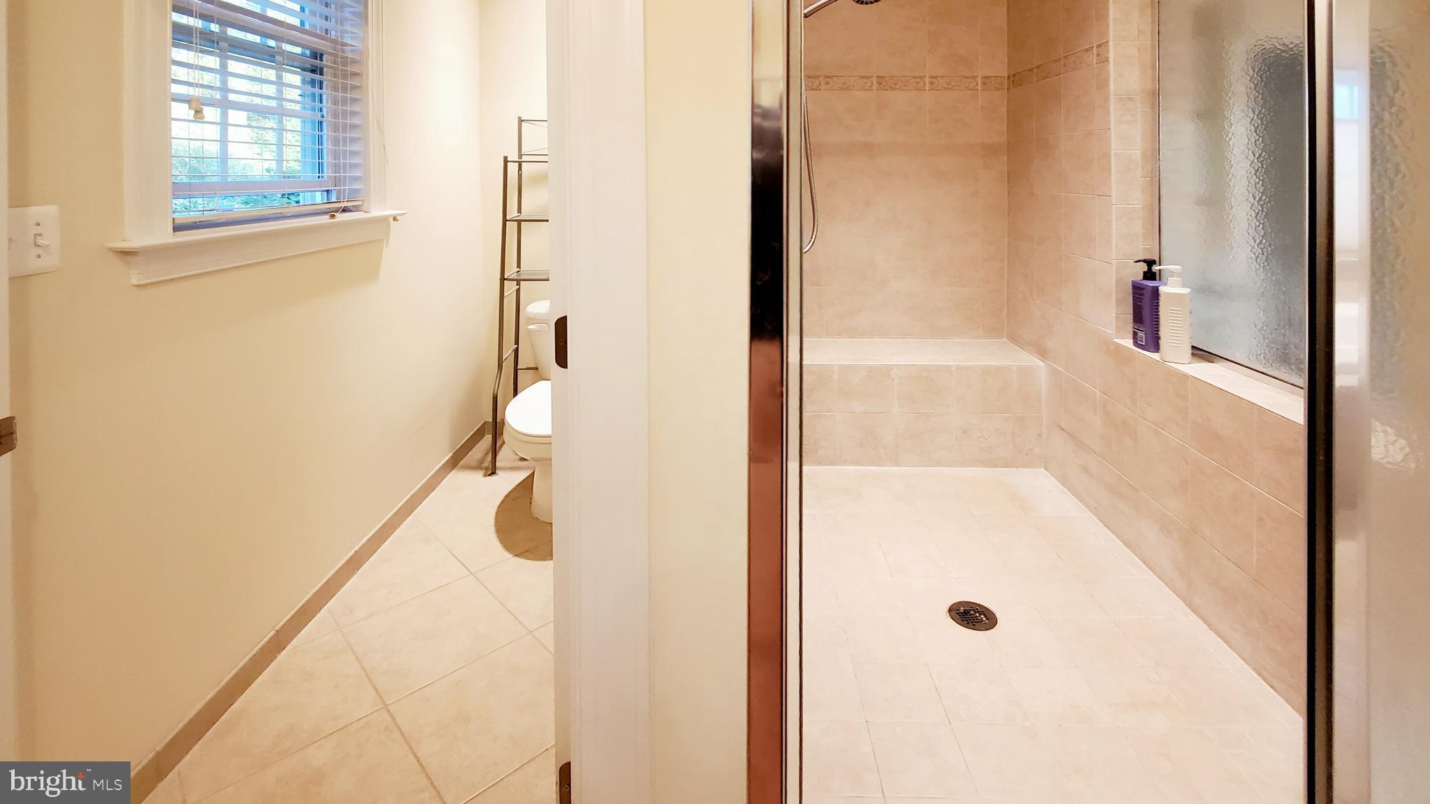 RESERVE AT STONE HILL - Residential Lease