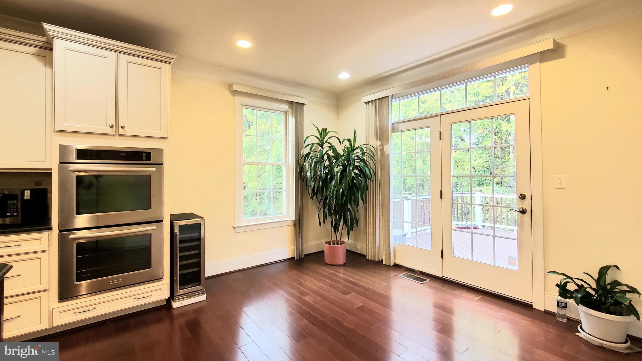RESERVE AT STONE HILL - Residential Lease