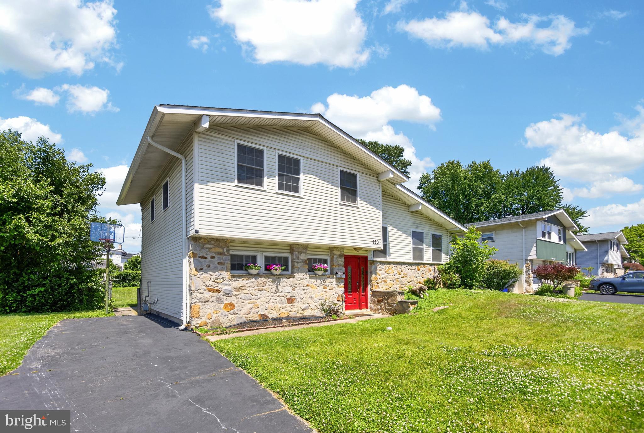 PLYMOUTH PARK - Residential