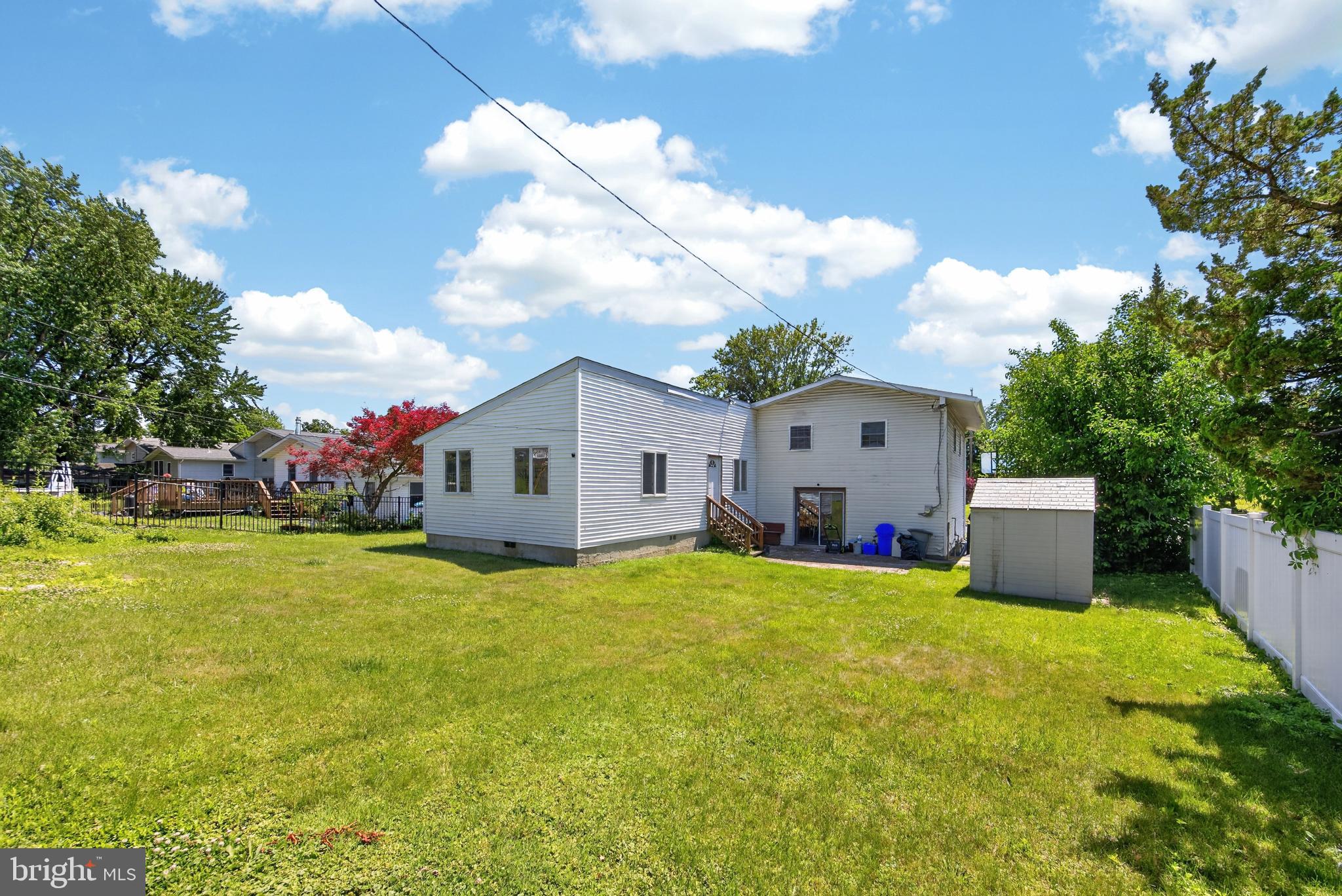 PLYMOUTH PARK - Residential