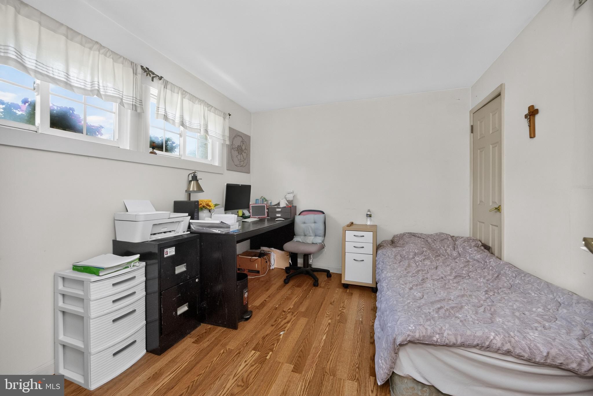PLYMOUTH PARK - Residential