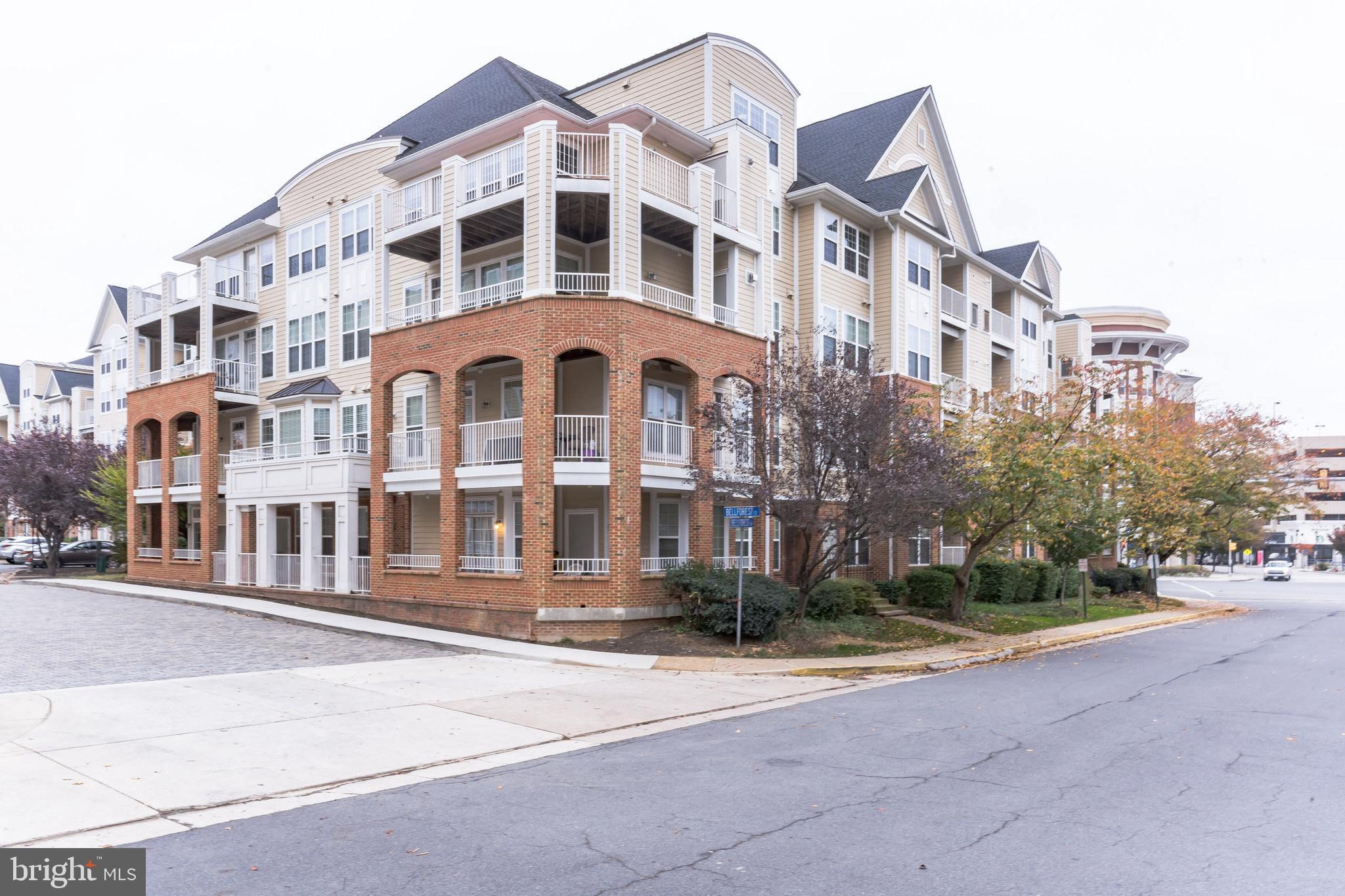 WESTBRIAR CONDOMINIUMS - Residential Lease