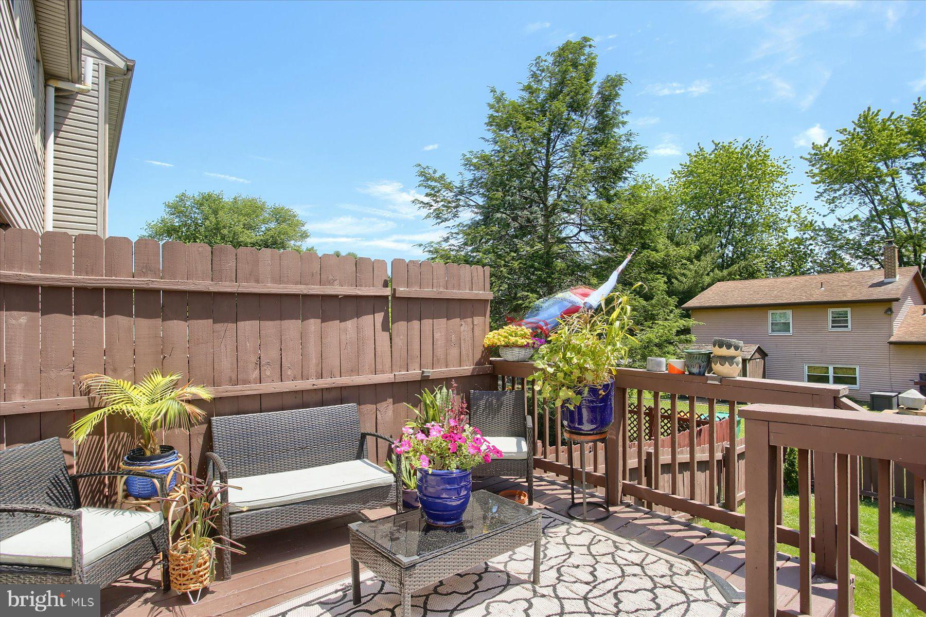 MOUNTAIN VIEW VILLAGE - Residential