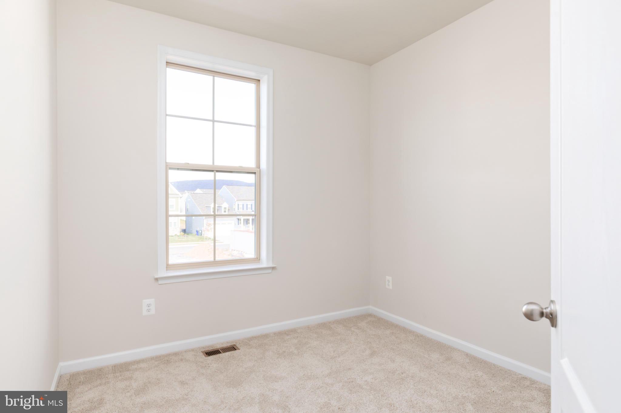 TUSCARORA CREEK - Residential Lease
