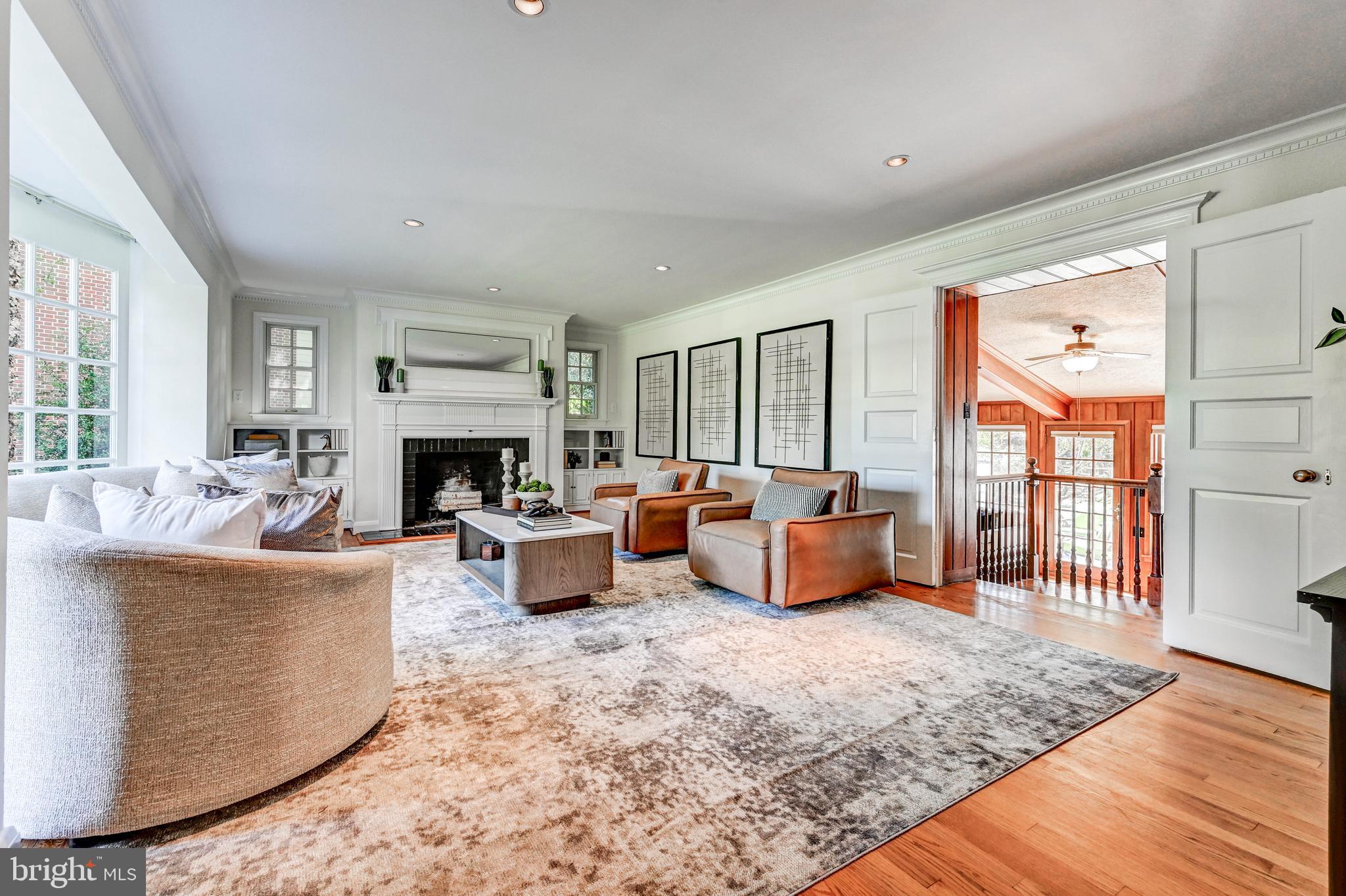 MURRAY HILL - Residential