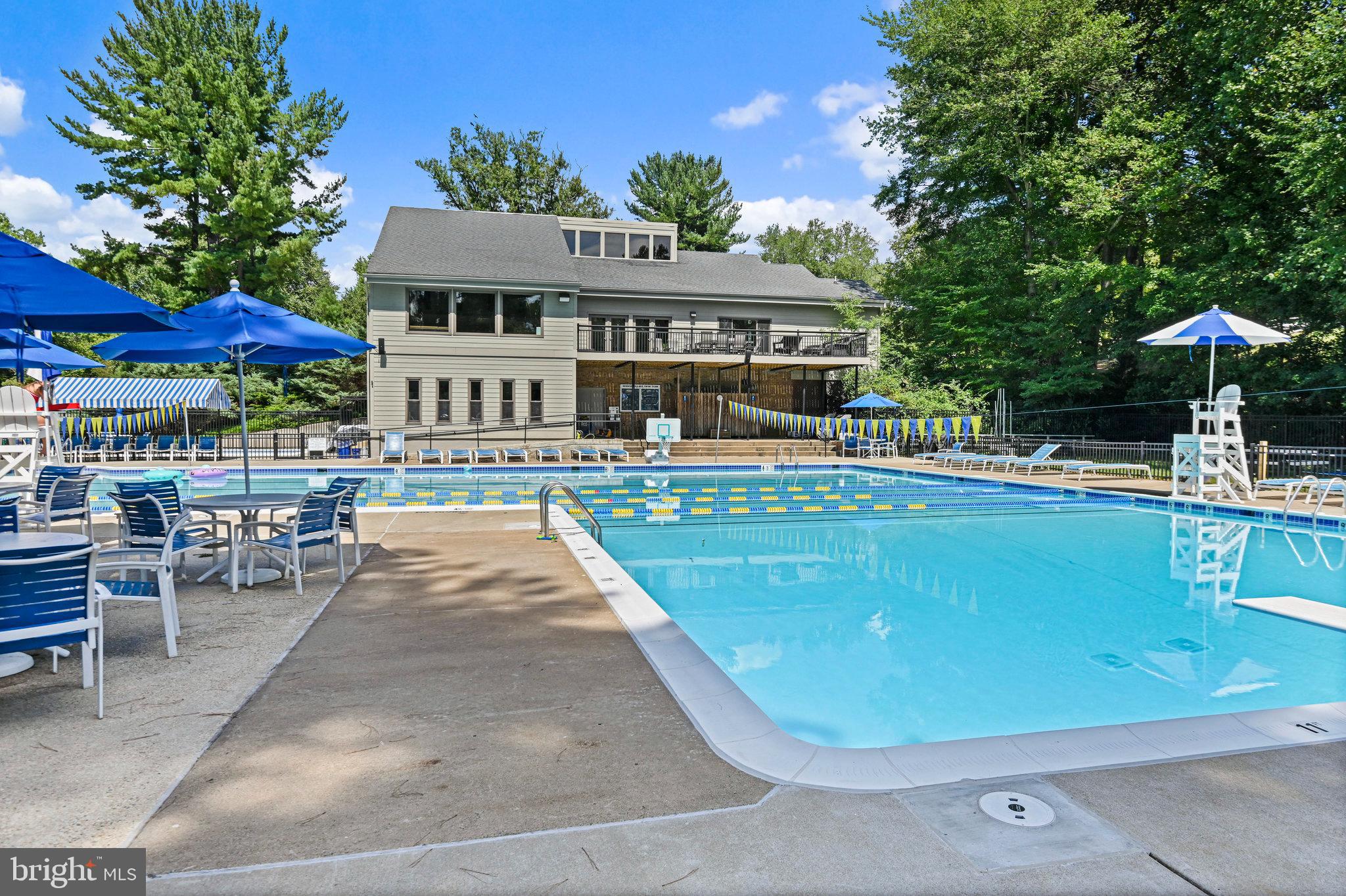 SHOUSE VILLAGE - Residential