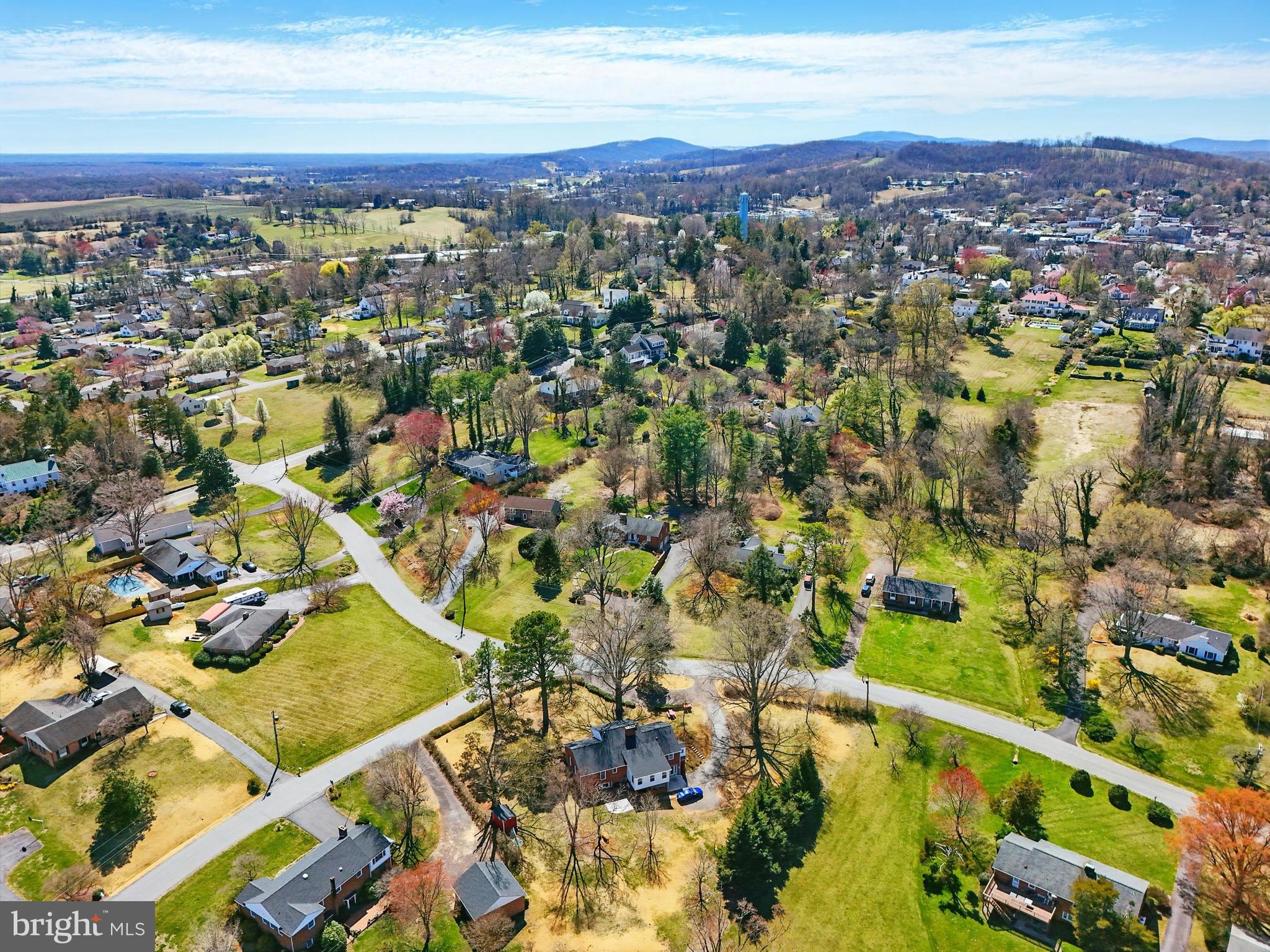 GREENFIELDS - Residential