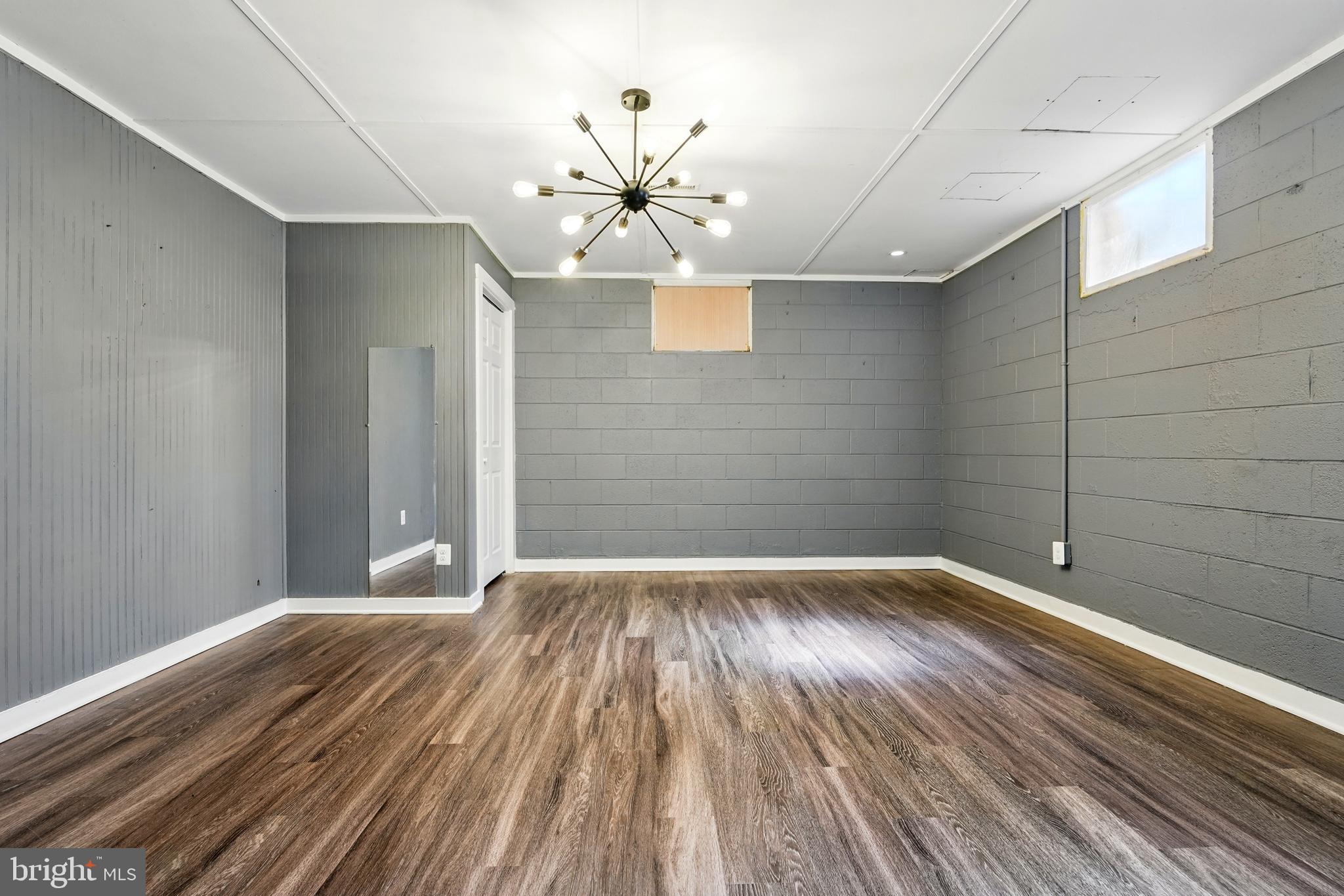 GREENFIELDS - Residential