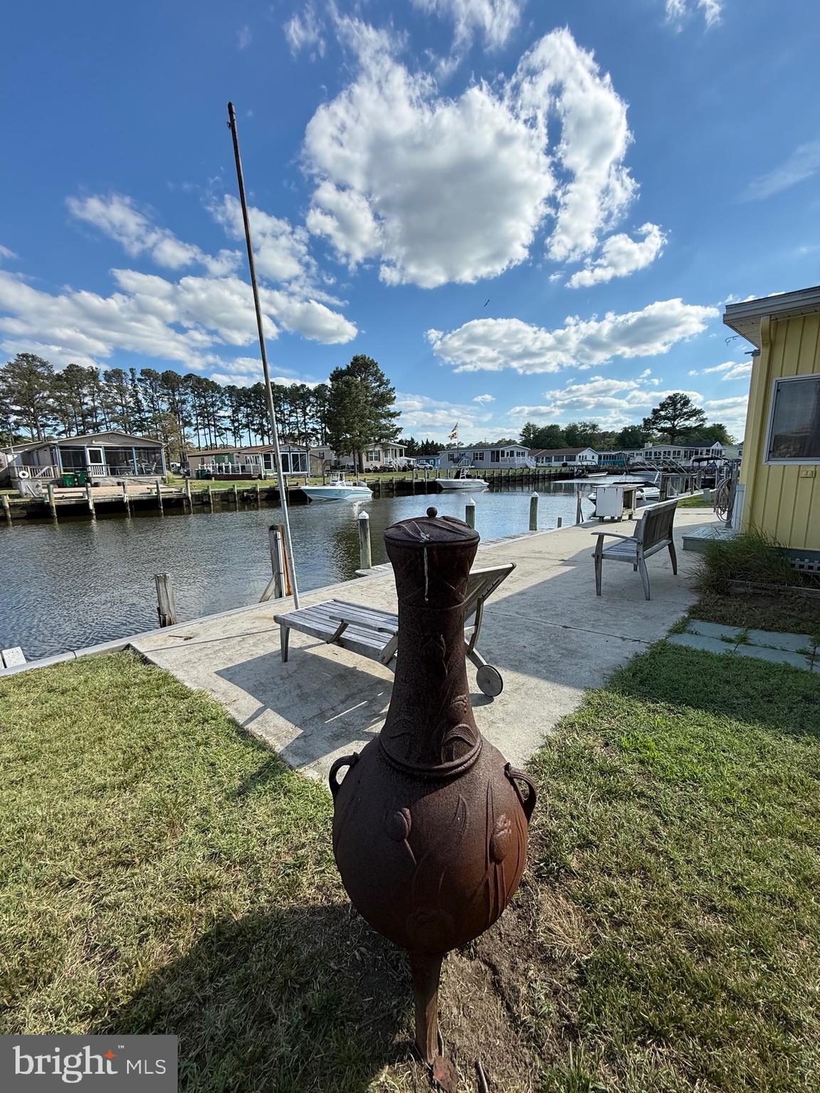 MARINERS COVE - Residential