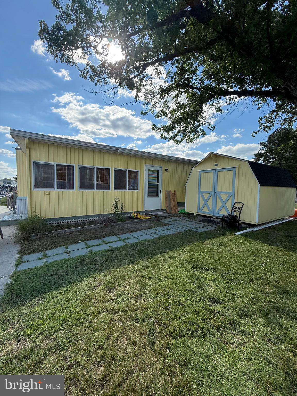 MARINERS COVE - Residential