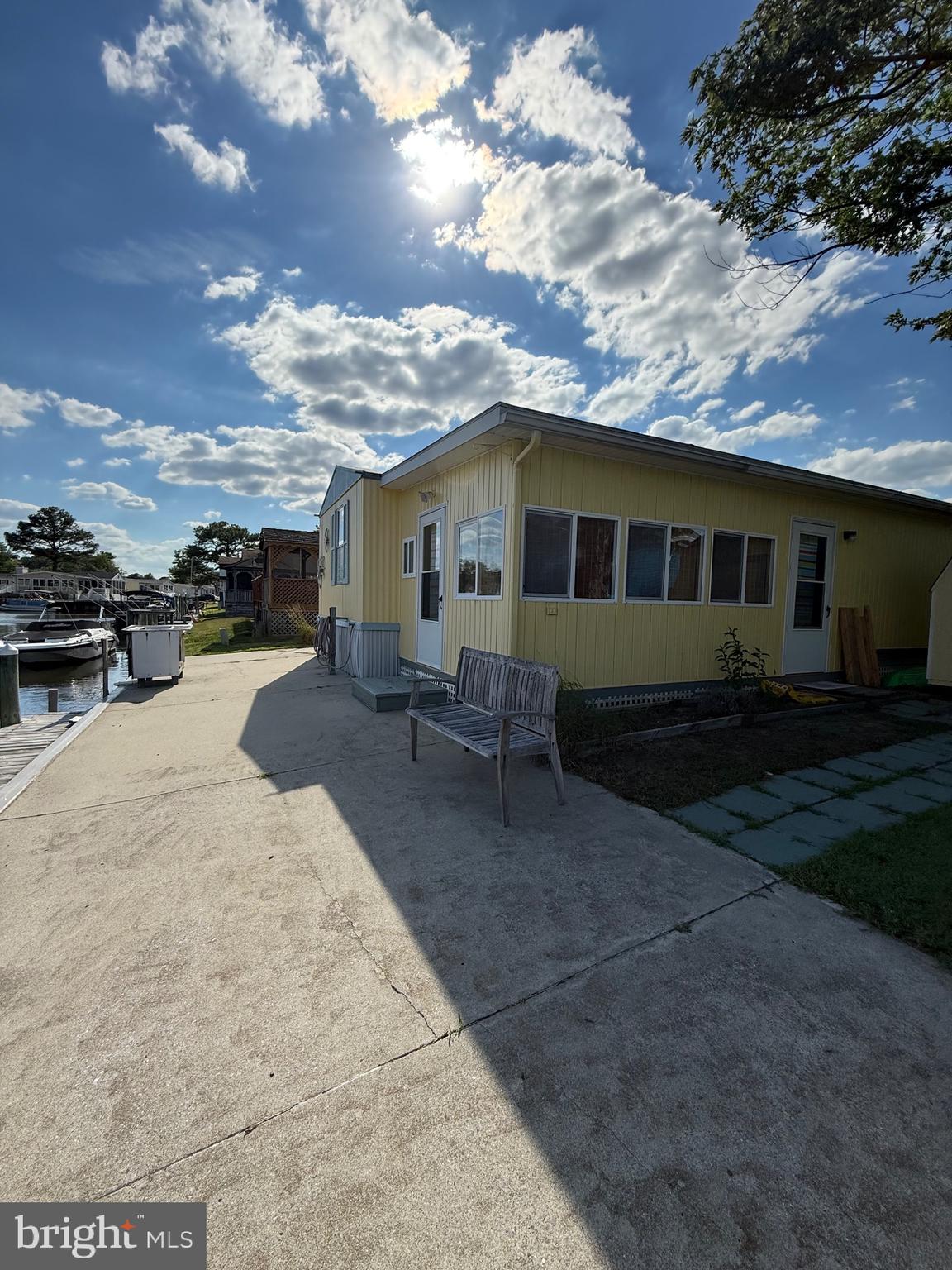 MARINERS COVE - Residential