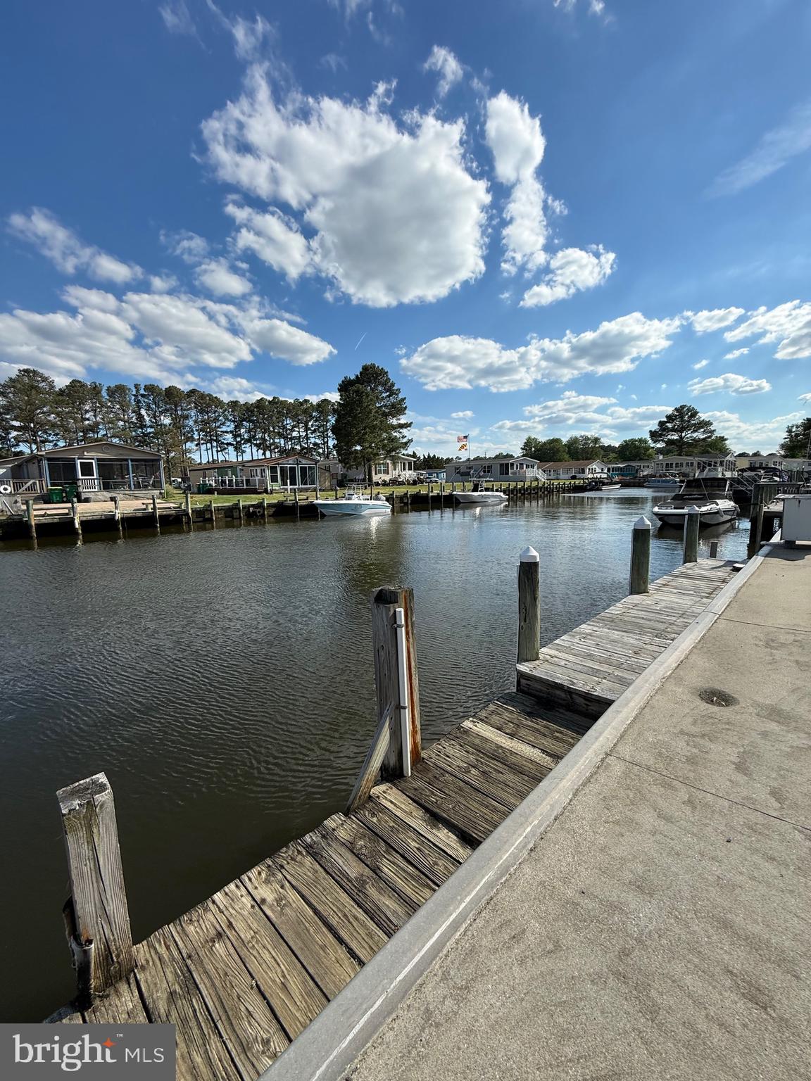 MARINERS COVE - Residential