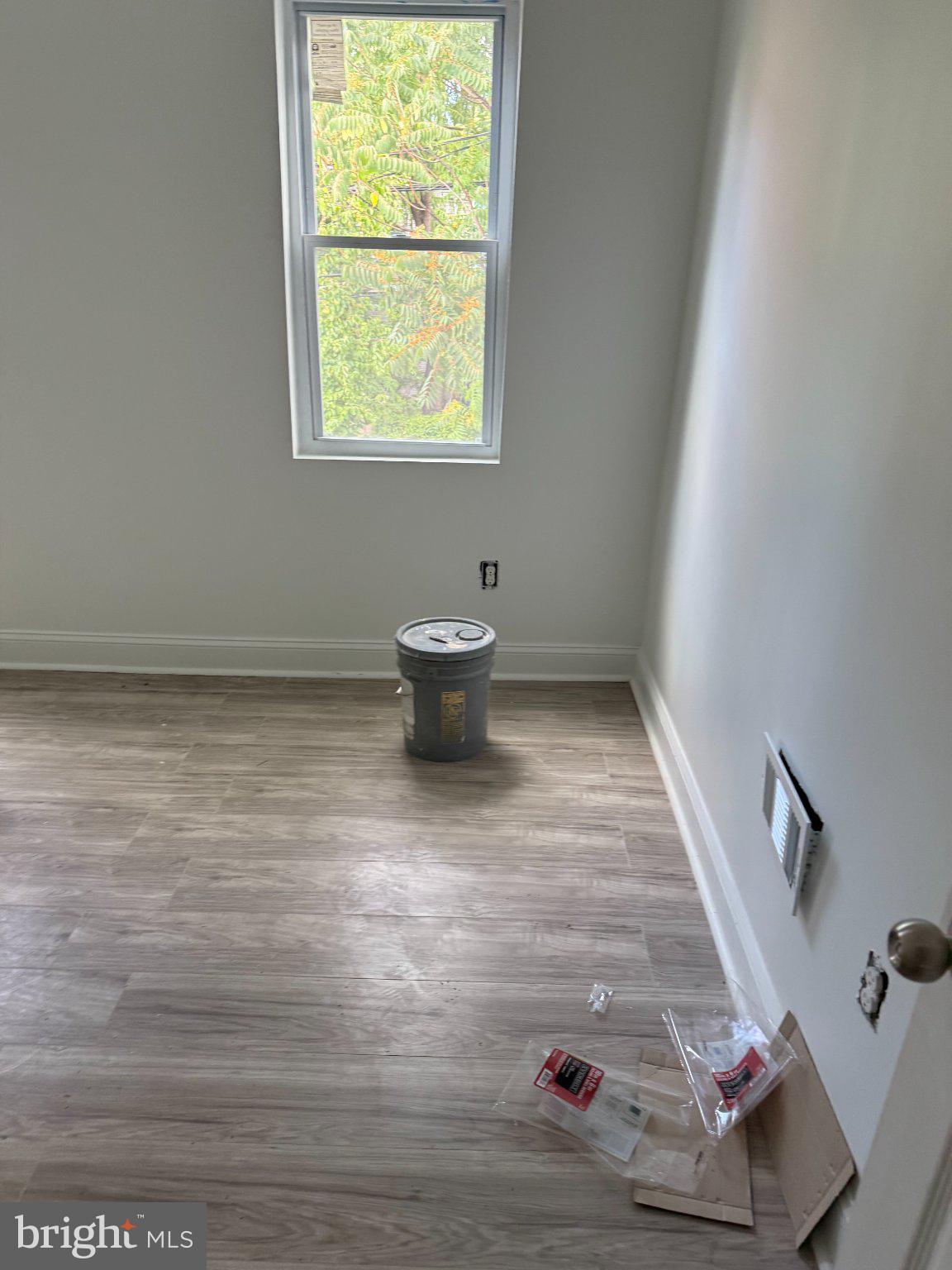 CLIFTON PARK - Residential