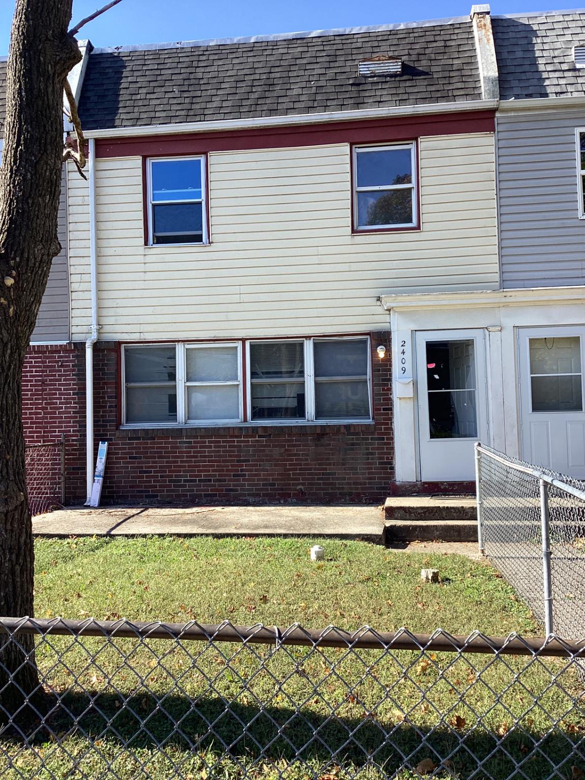 Well-maintained and move-in ready home located in the desirable Bloomsdale Gardens/Fleetwing section of Levittown. This charming property offers a spacious and functional layout with great natural light throughout, creating a warm and inviting atmosphere from the moment you enter. Recent updates include new flooring throughout the entire first floor, new carpeting in all three bedrooms, and a new water heater, providing added value and peace of mind for the next owner.

The home features one full bath, comfortable living spaces, and a layout ideal for both everyday living and entertaining. Nicely situated on a quiet residential street with convenient access to nearby shopping centers, restaurants, parks, schools, public transportation, train stations, bus stops, Route 13, and I-95, making commuting simple and convenient.

This property presents an excellent opportunity for owner-occupants or buyers looking for a well-cared-for home in a convenient Bucks County location. Pride of ownership is evident throughout. Easy to show and ready for its next chapter. Bright MLS#PABU2122030