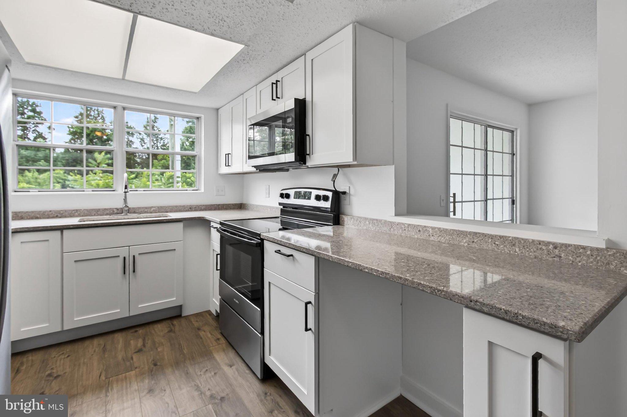 FOX CHAPEL - Residential