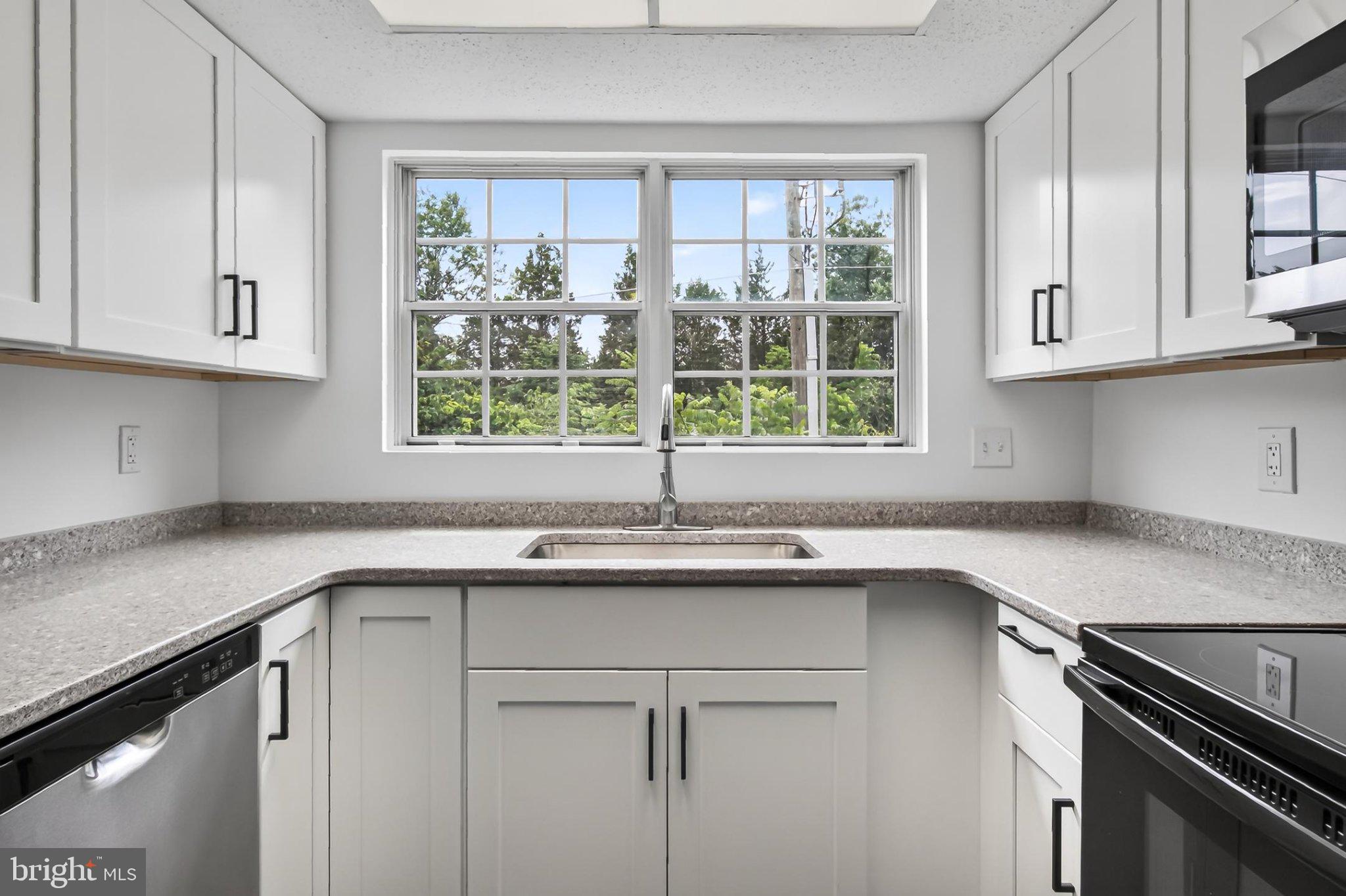 FOX CHAPEL - Residential