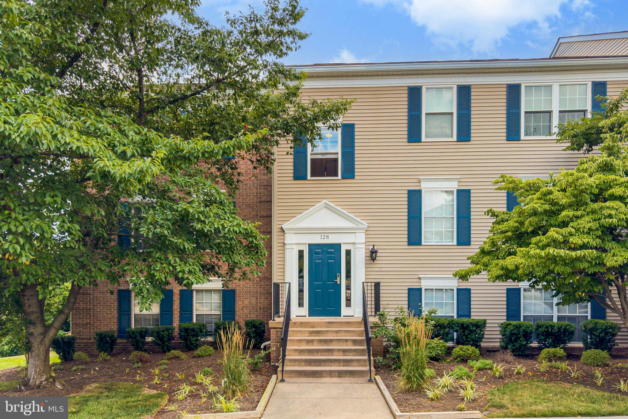 FOX CHAPEL - Residential