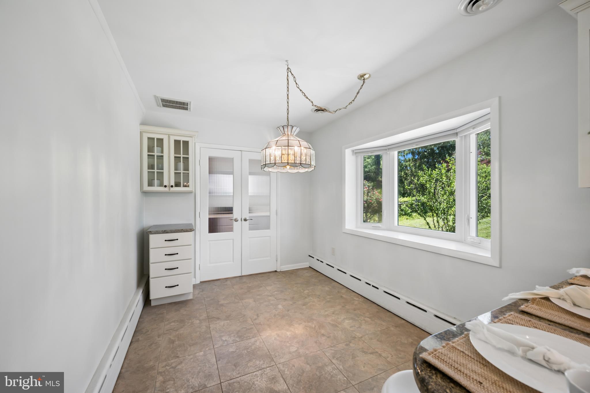 GLEN BROOK - Residential