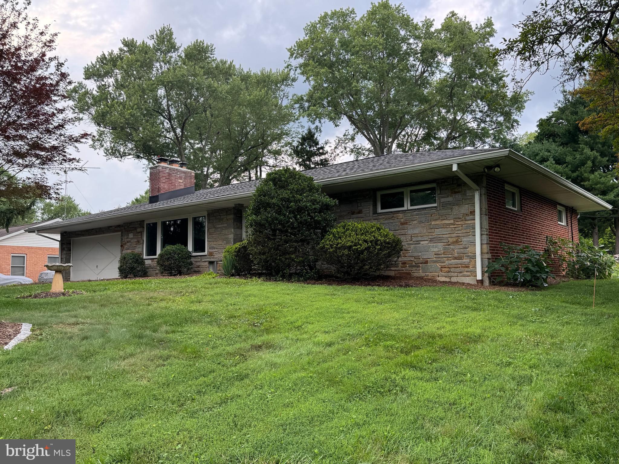 GLEN BROOK - Residential