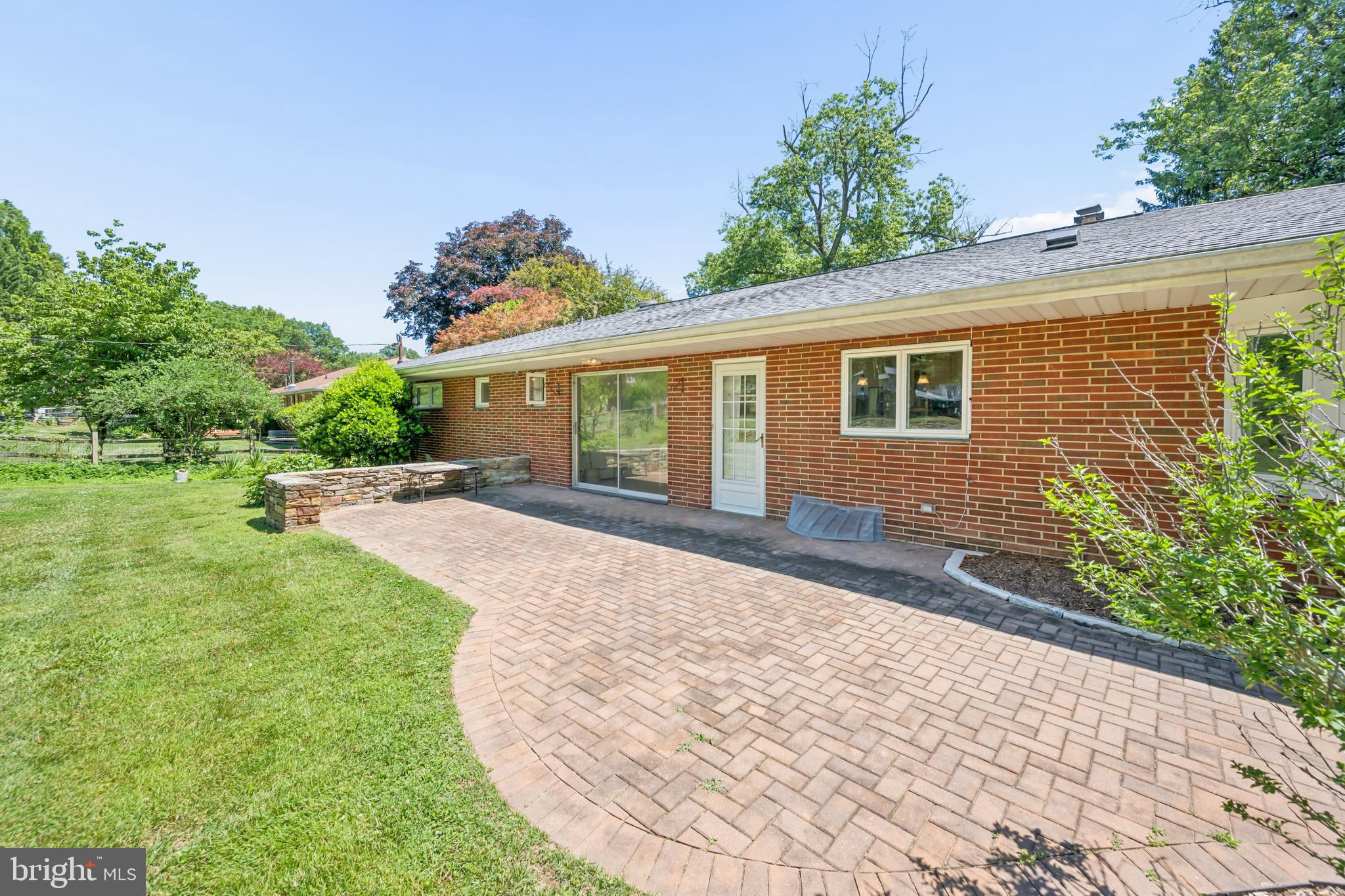 GLEN BROOK - Residential