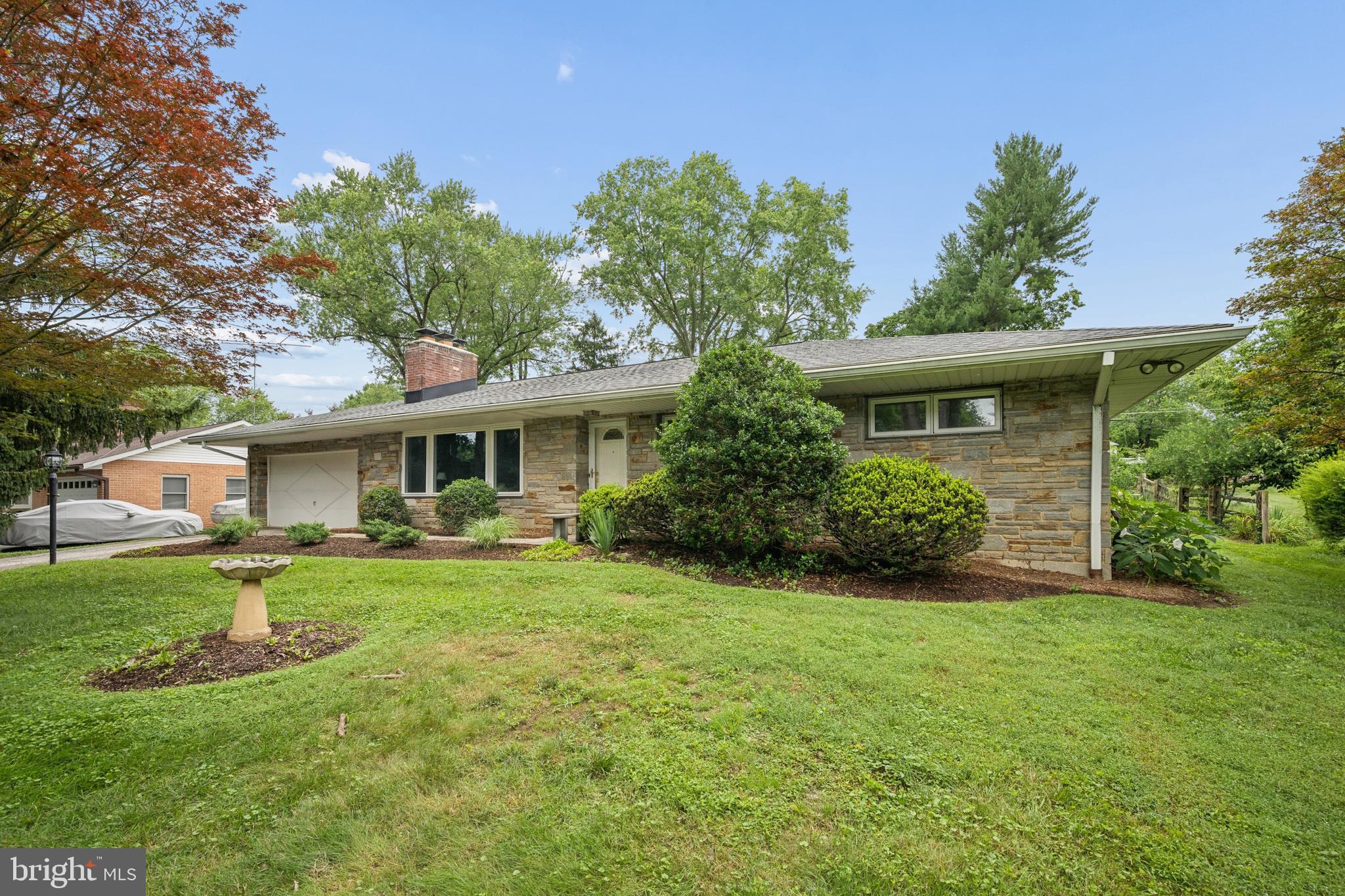GLEN BROOK - Residential