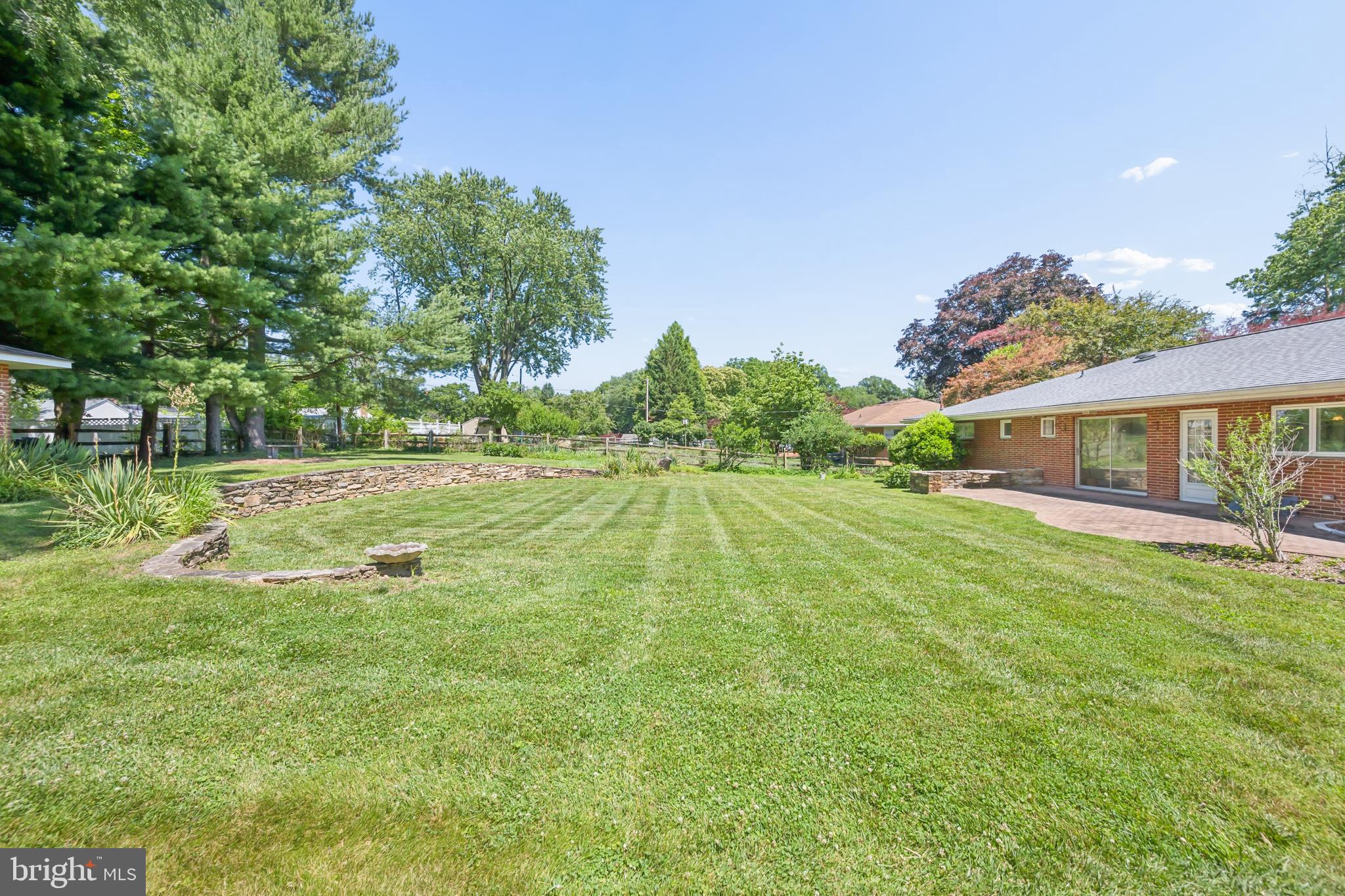 GLEN BROOK - Residential