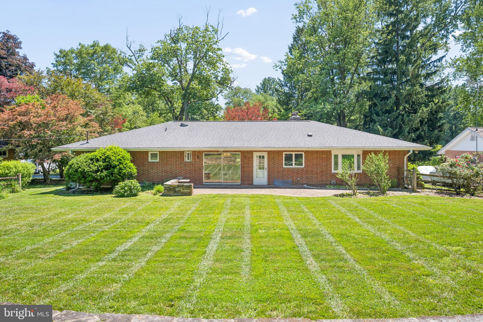 GLEN BROOK - Residential