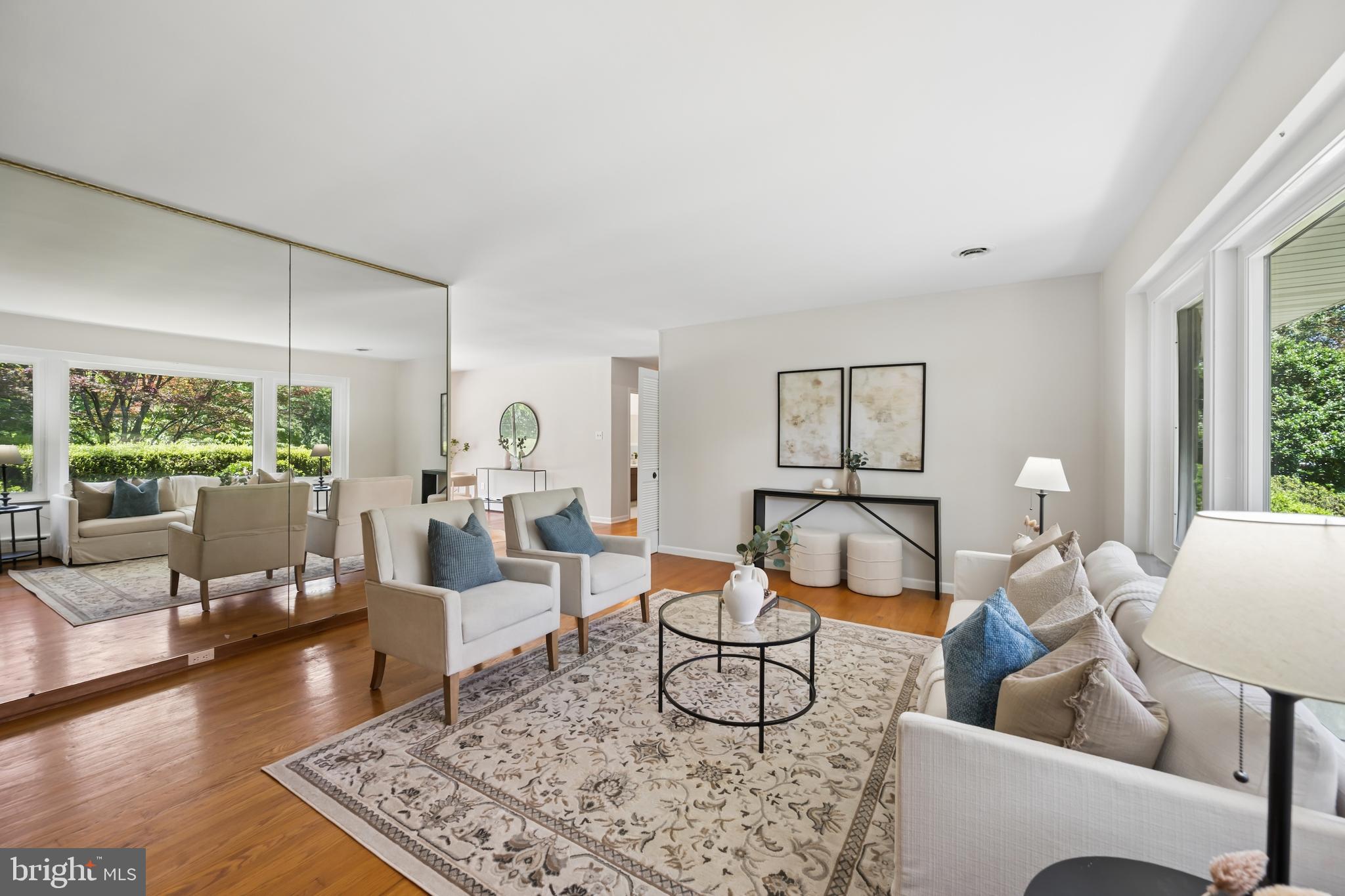 GLEN BROOK - Residential