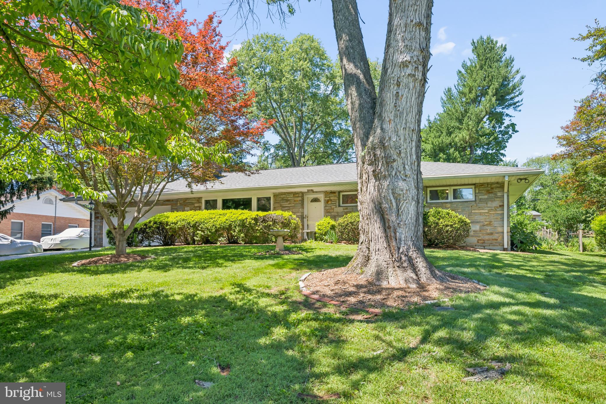 GLEN BROOK - Residential
