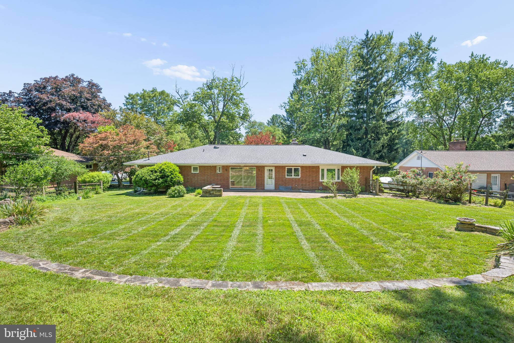 GLEN BROOK - Residential