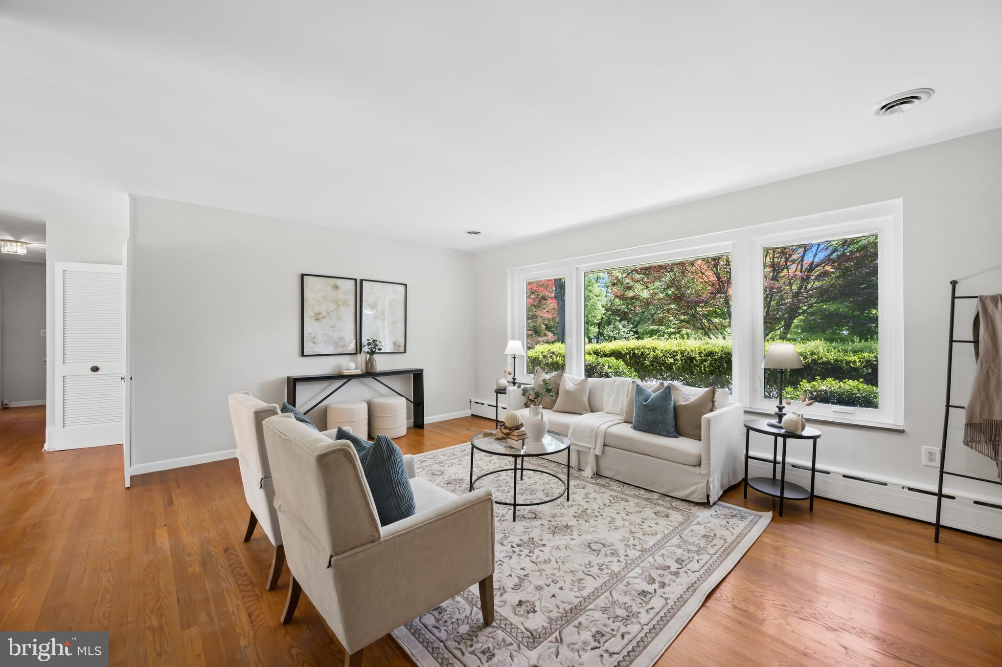 GLEN BROOK - Residential