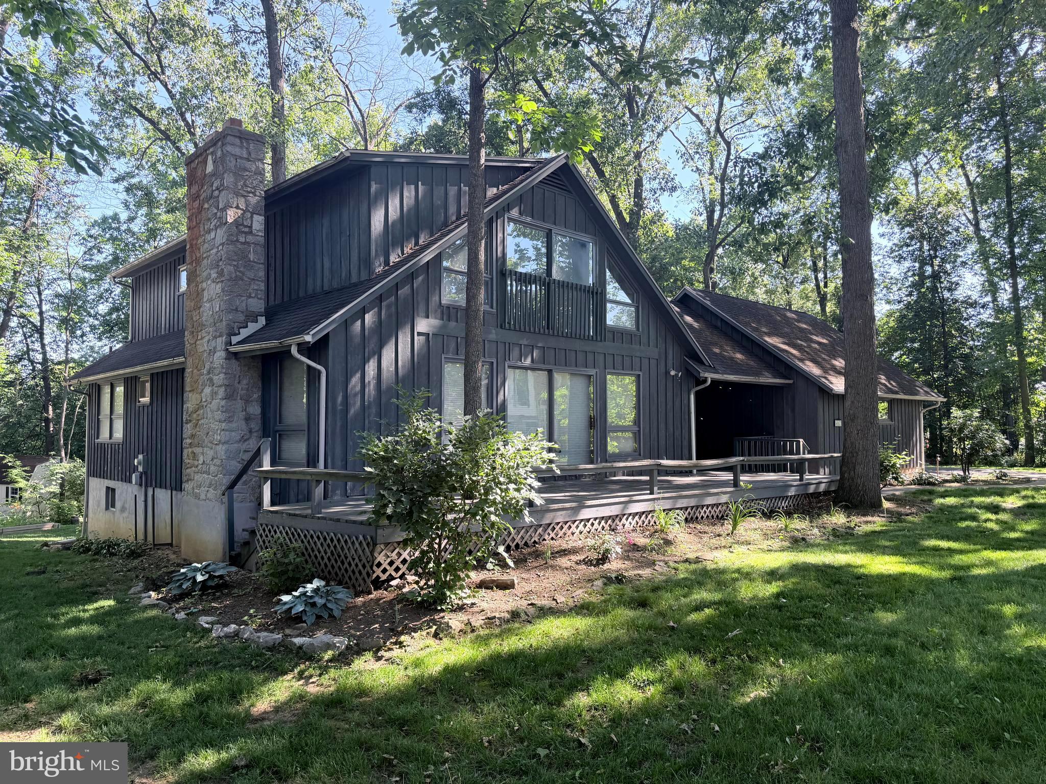 PENN NATIONAL ESTATES - Residential