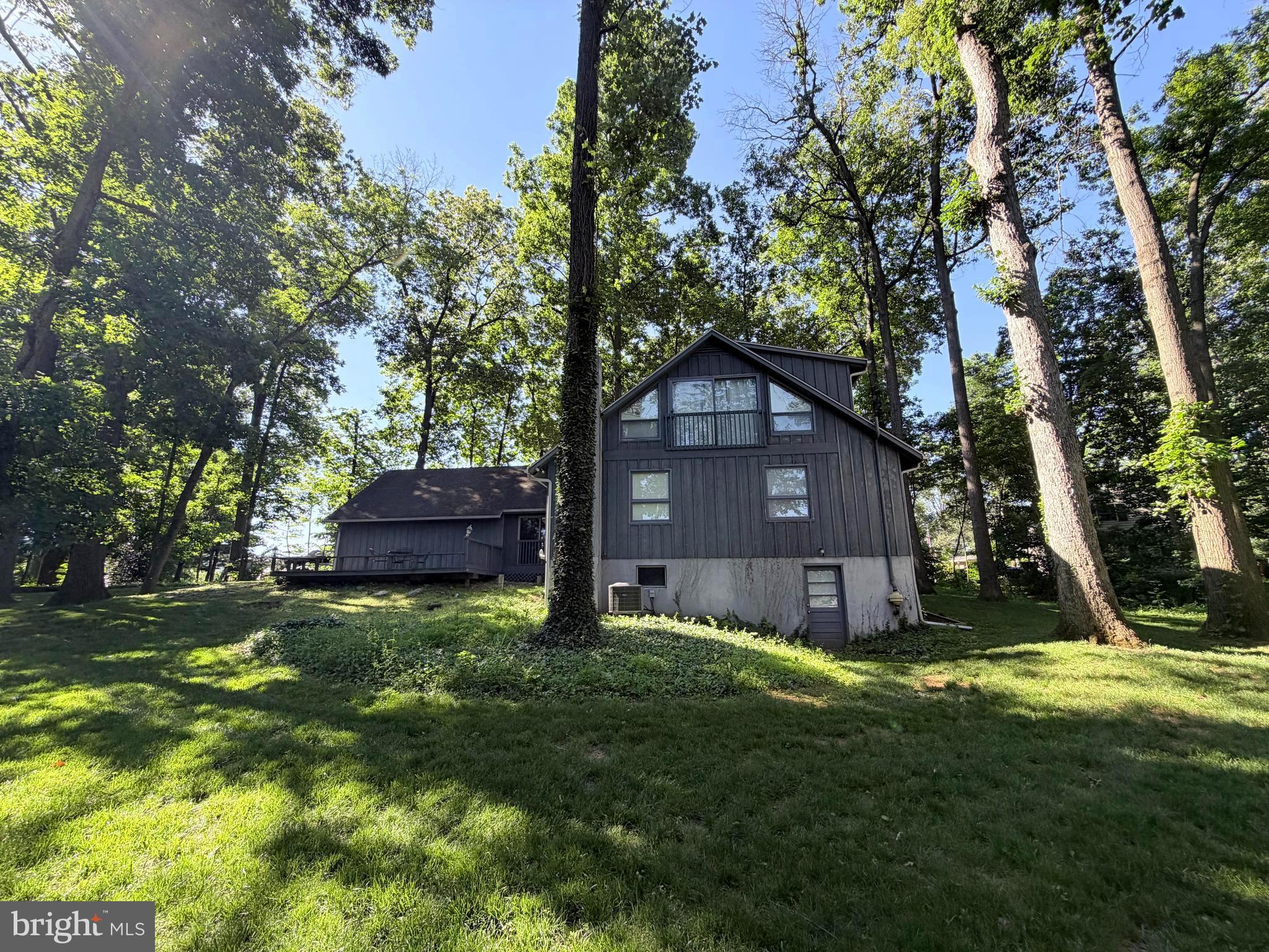 PENN NATIONAL ESTATES - Residential