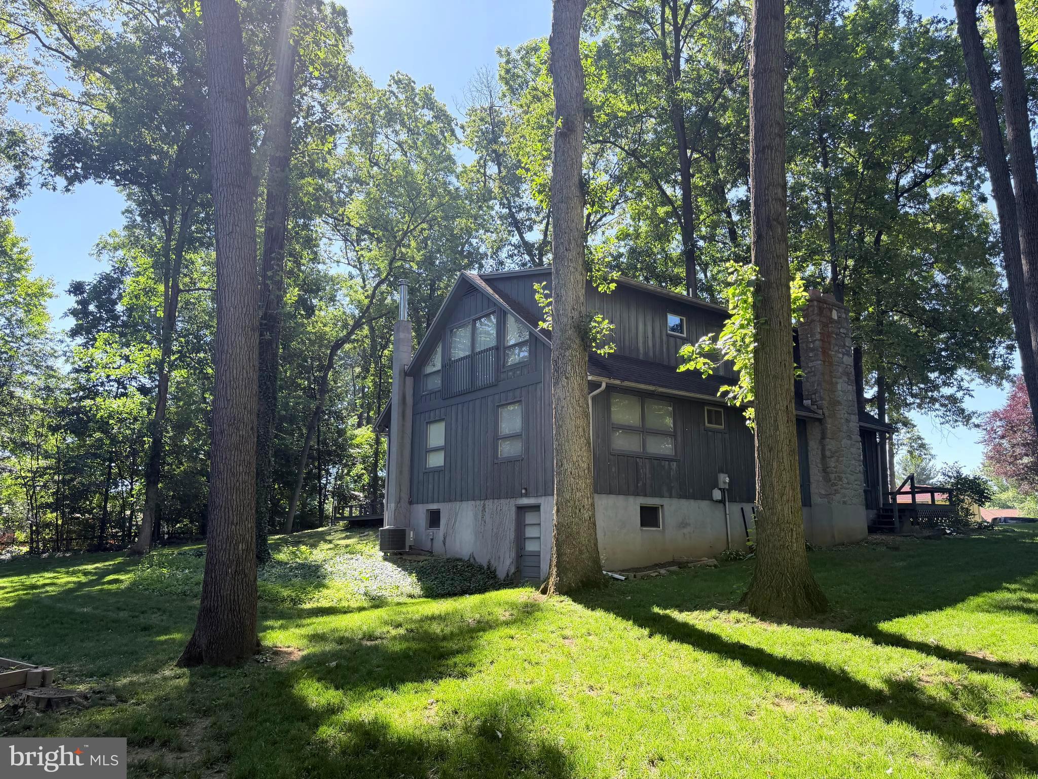 PENN NATIONAL ESTATES - Residential