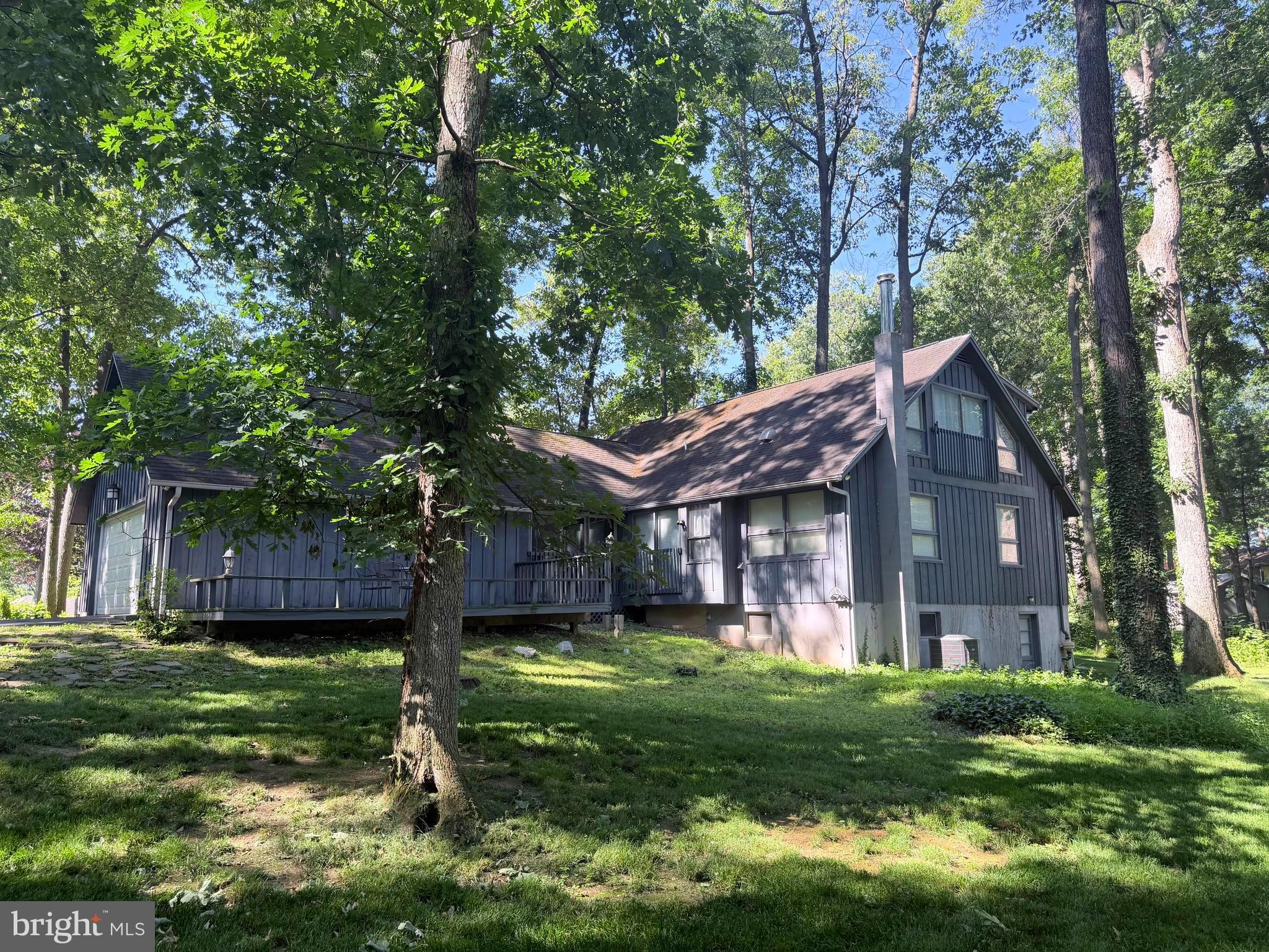 PENN NATIONAL ESTATES - Residential