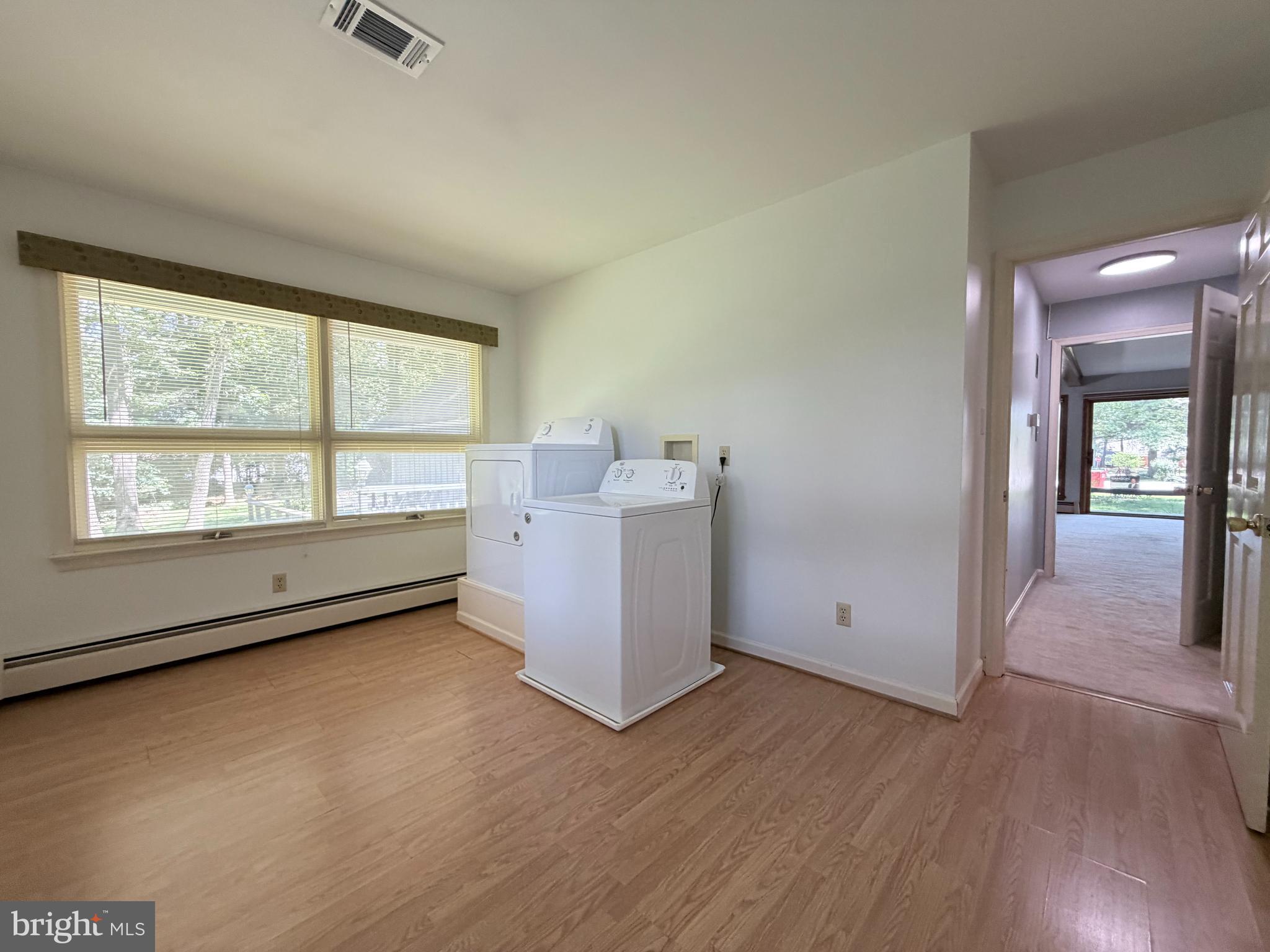 PENN NATIONAL ESTATES - Residential
