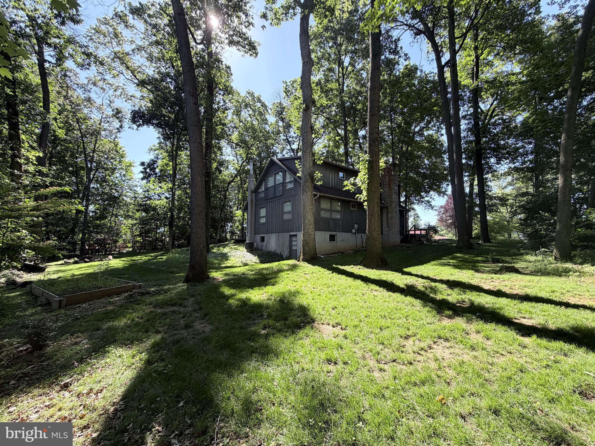 PENN NATIONAL ESTATES - Residential