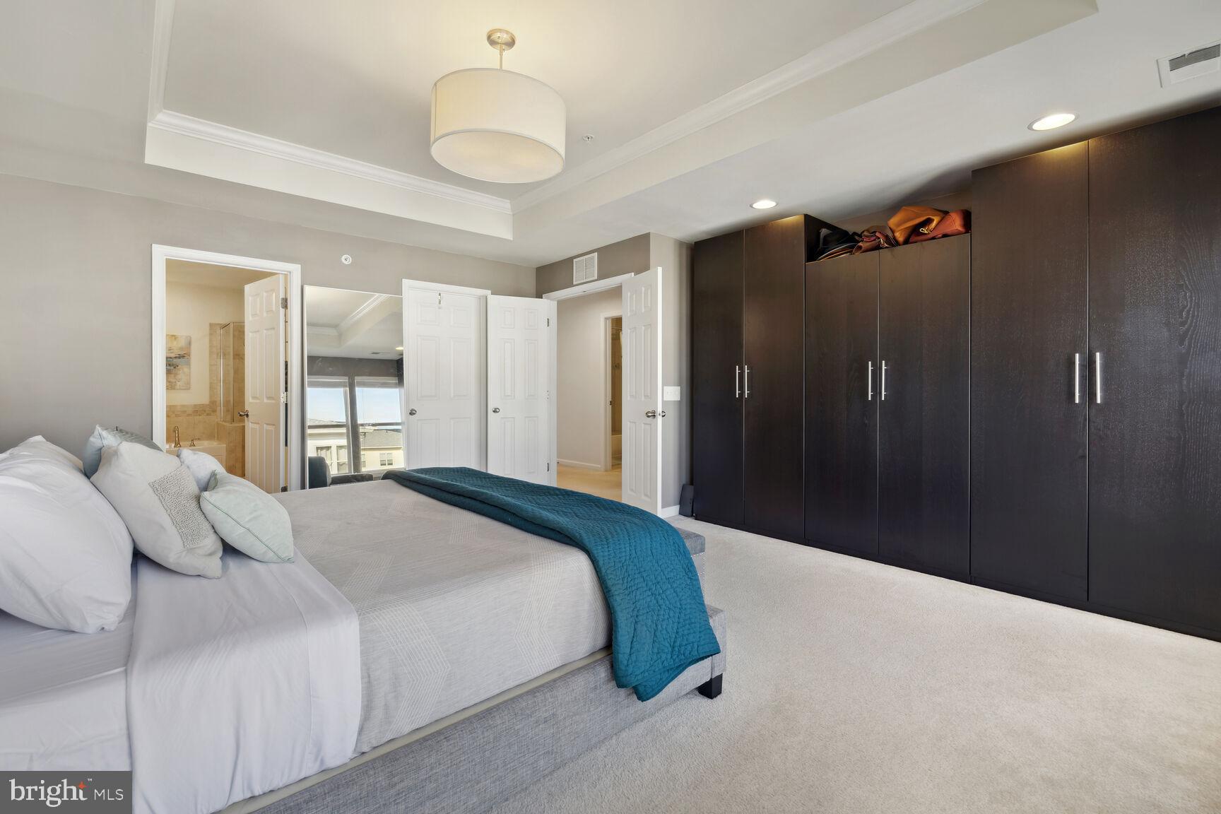 CROWN - Residential