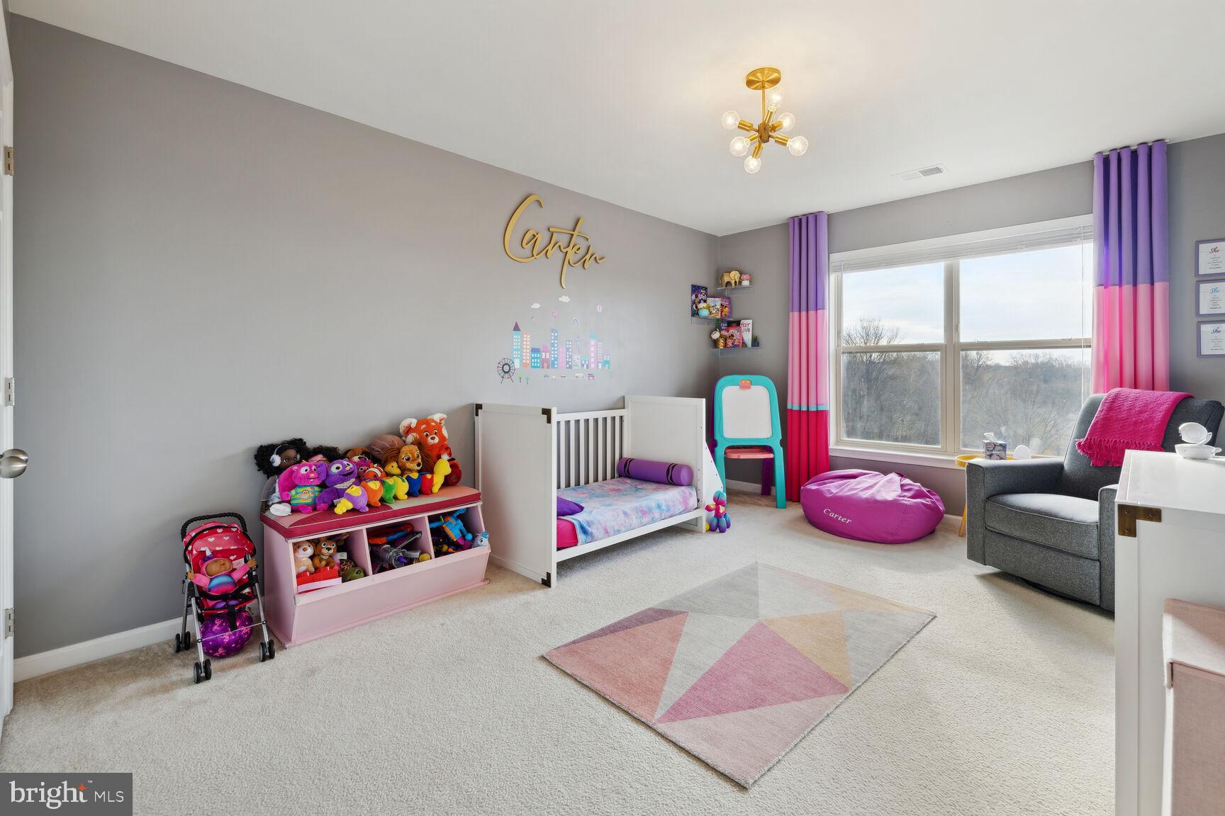 CROWN - Residential